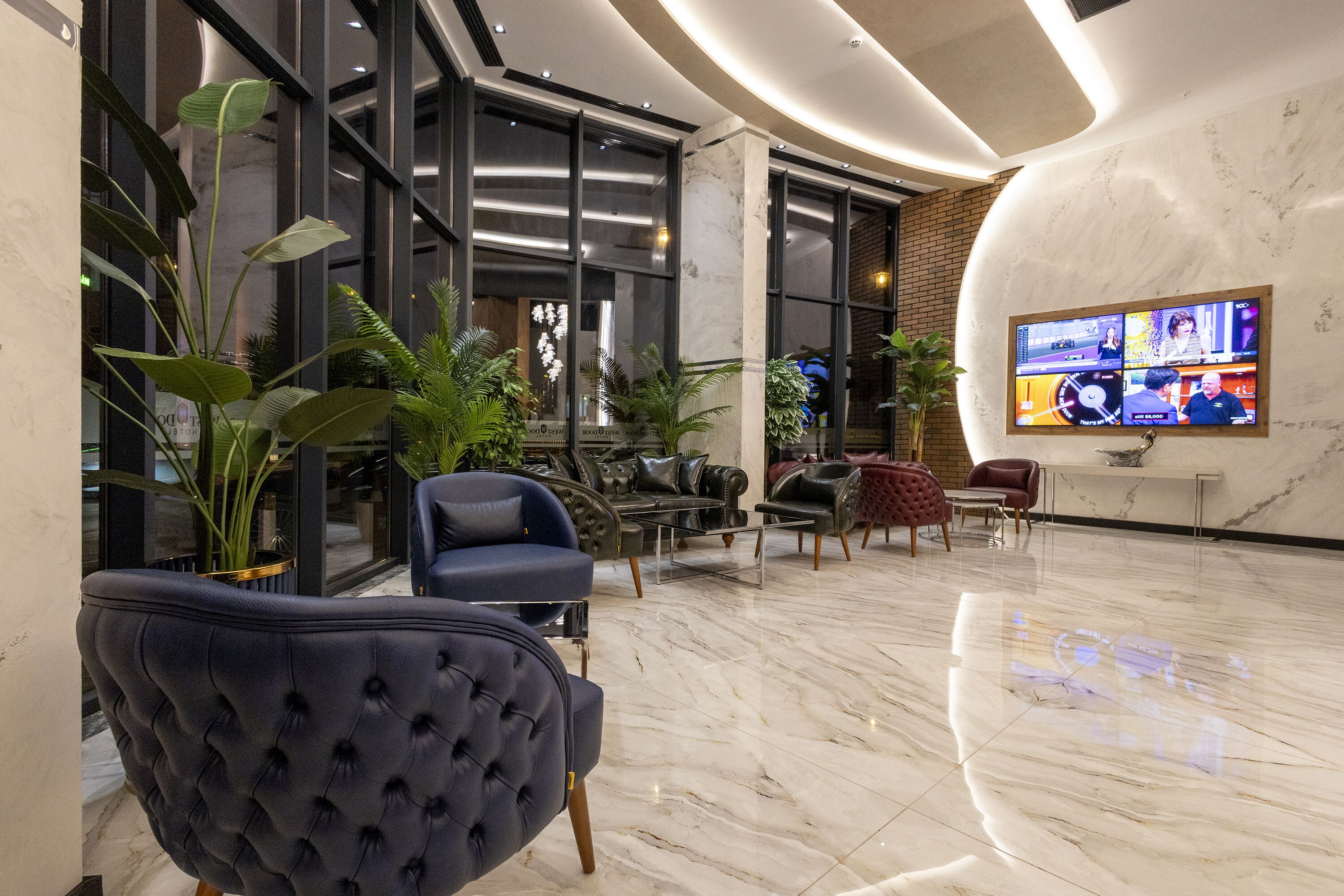 West Door Hotel