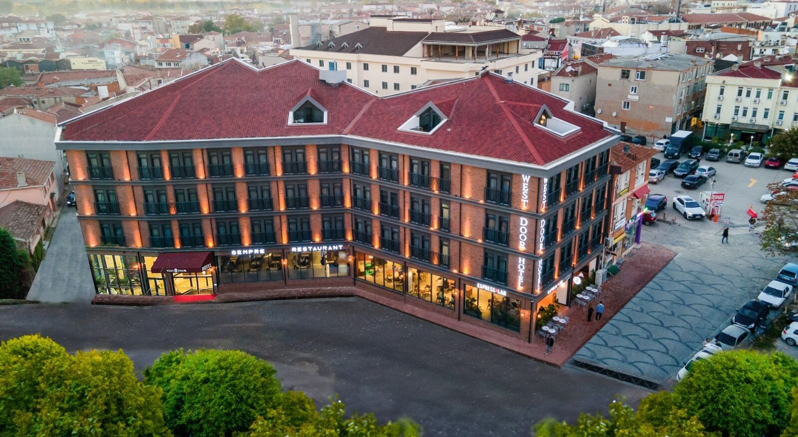 West Door Hotel