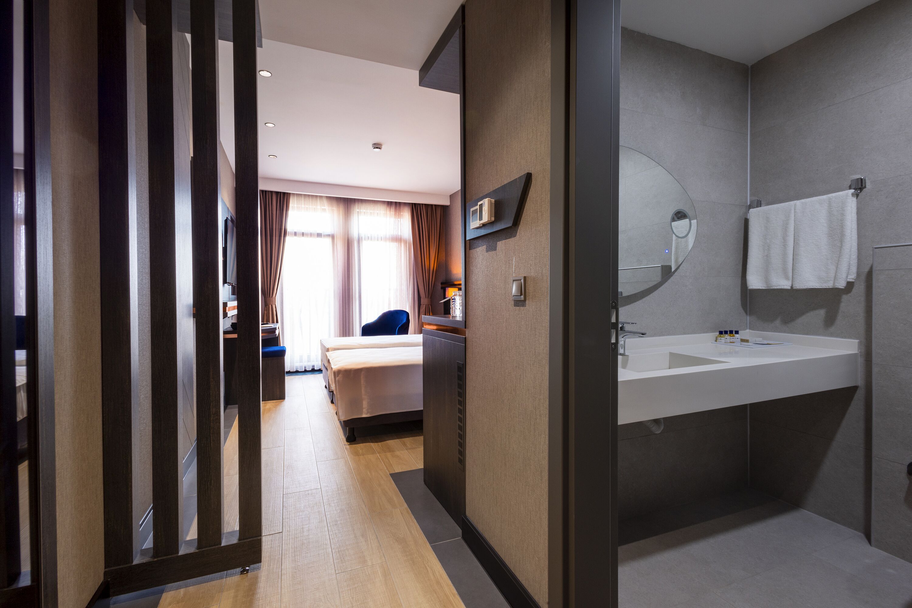 West Door Hotel