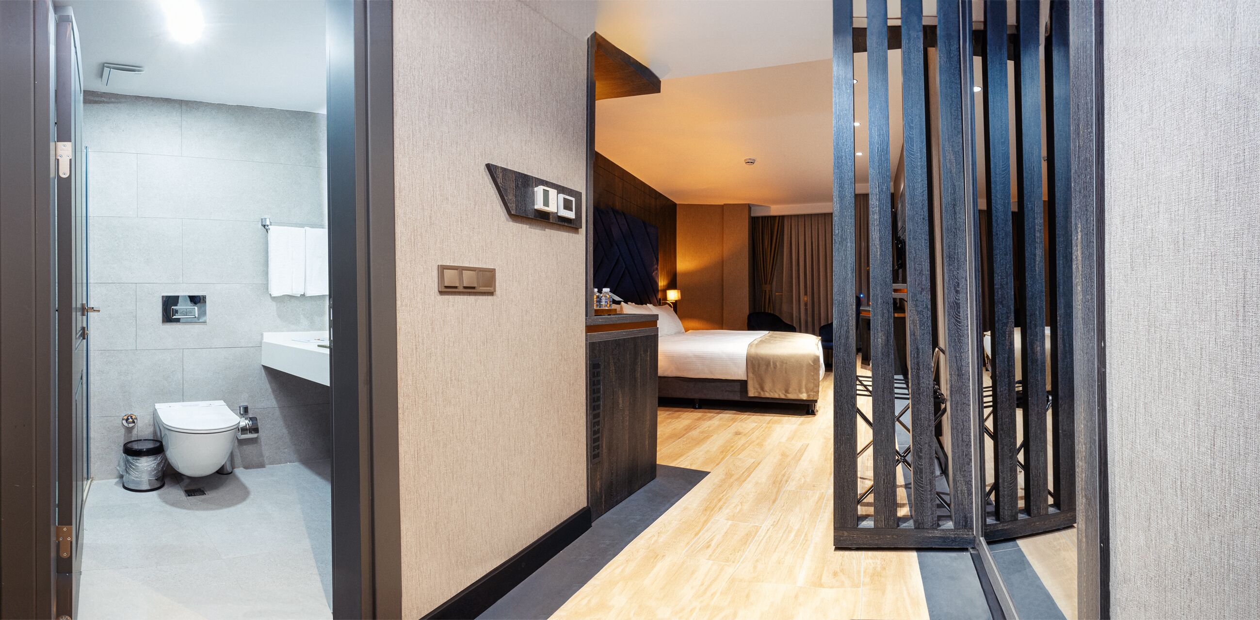 West Door Hotel