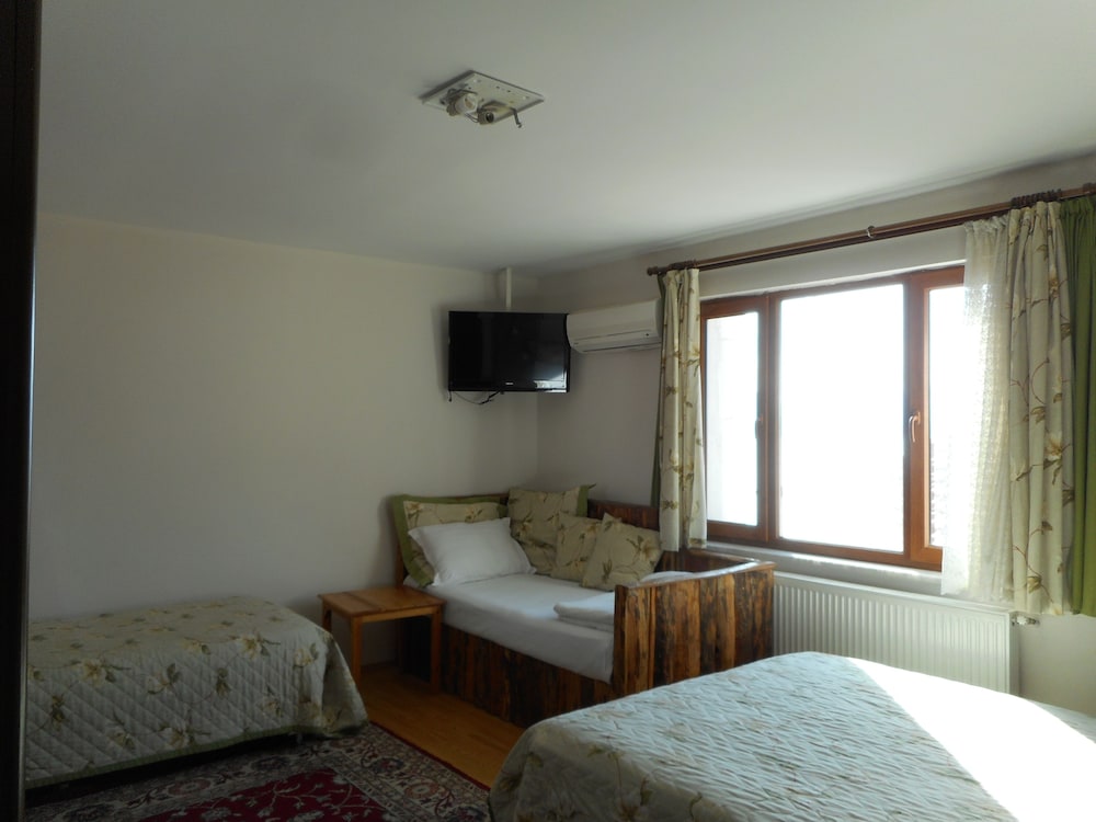 Fulya Pension