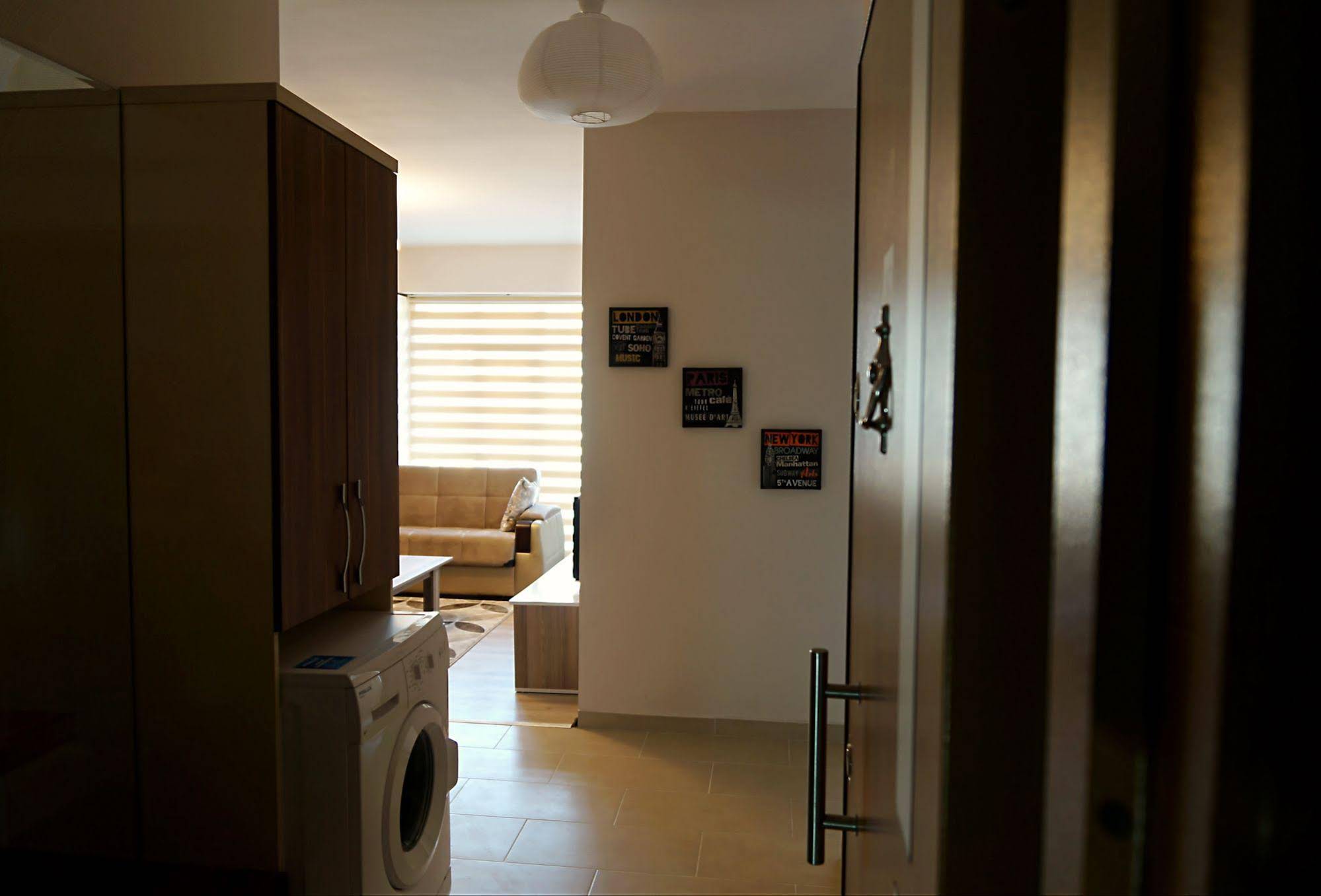Hayat Home Suite