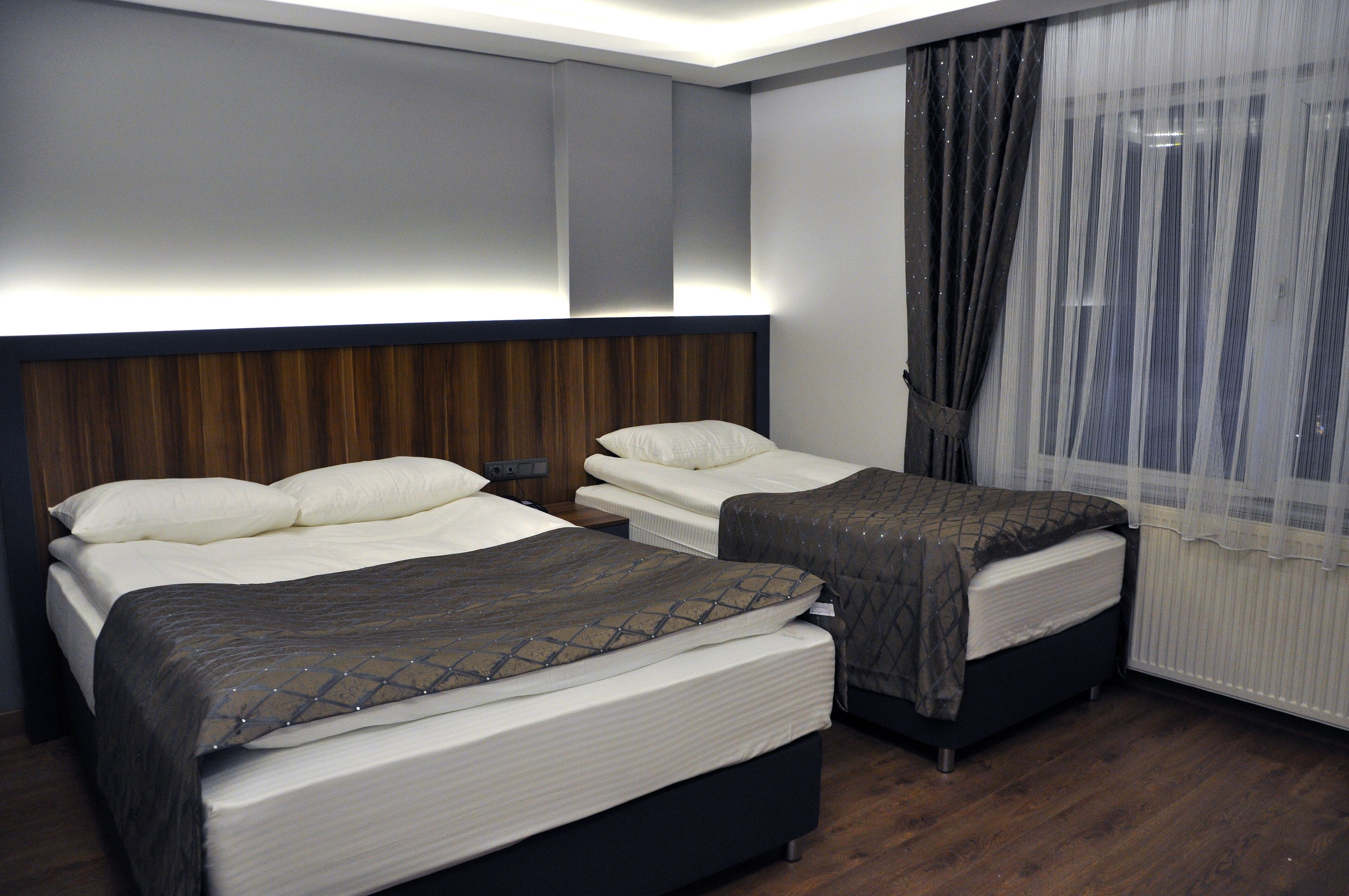 Saka Life Hotel