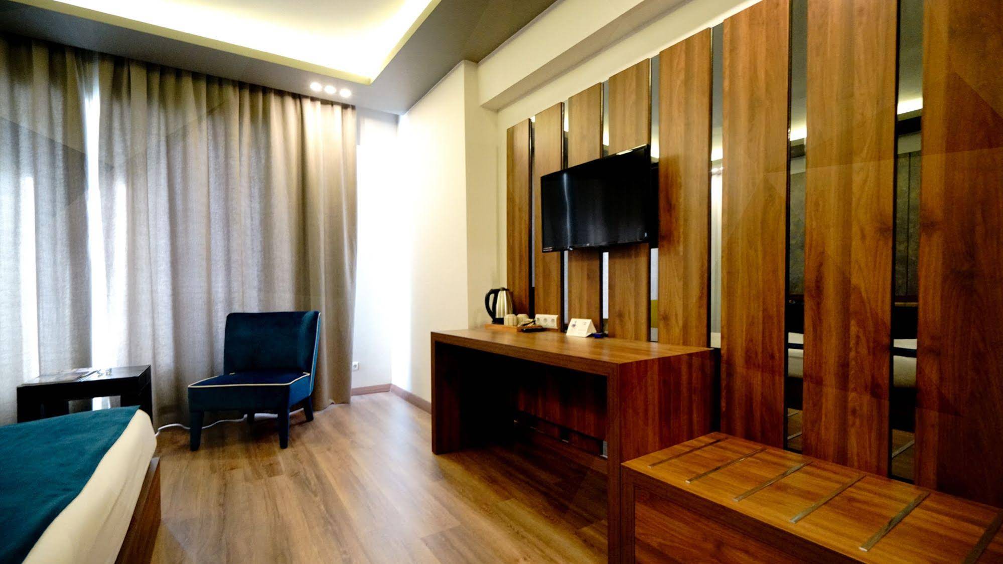 The Duman Hotel