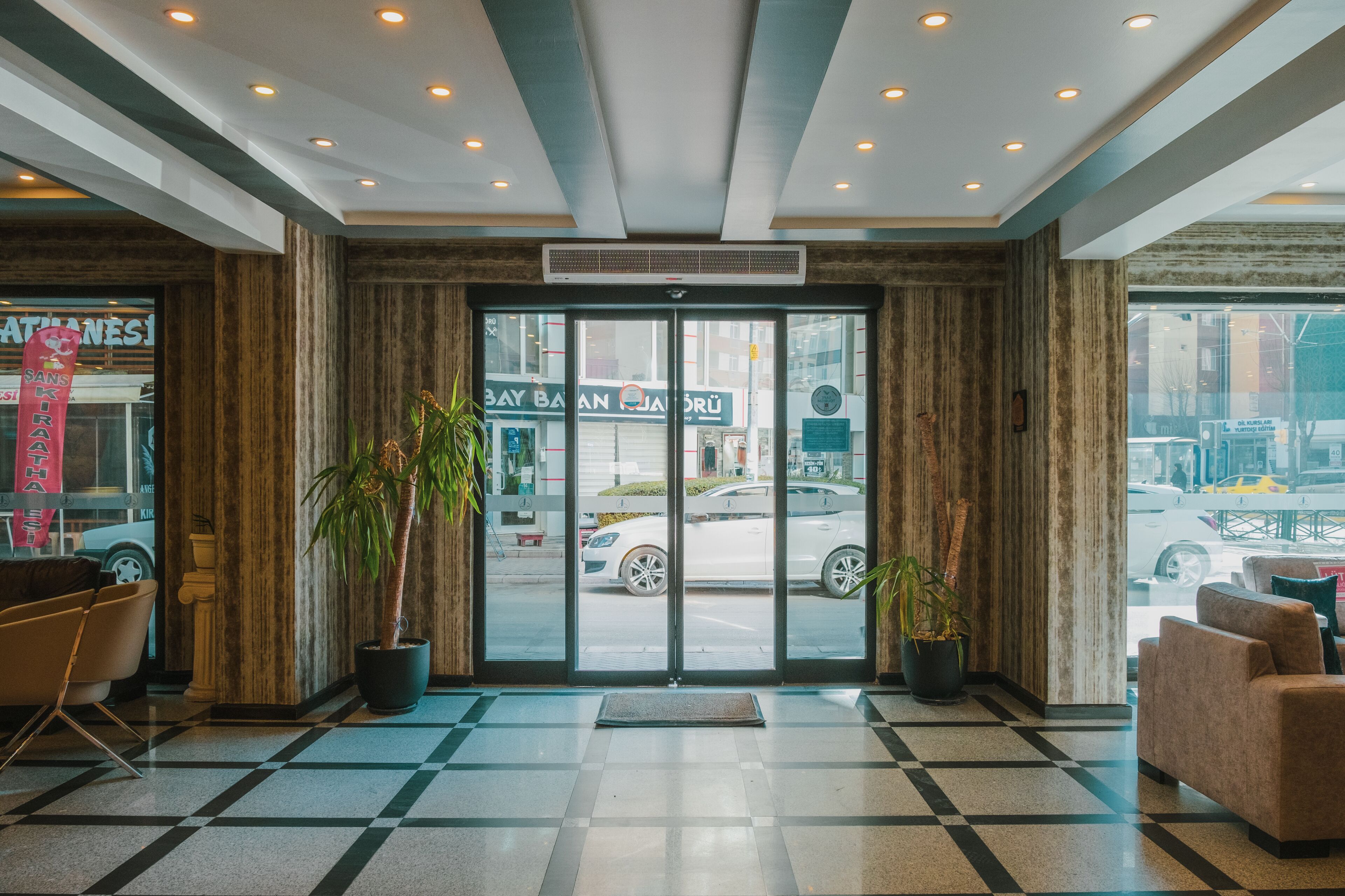Inn Town Hotel