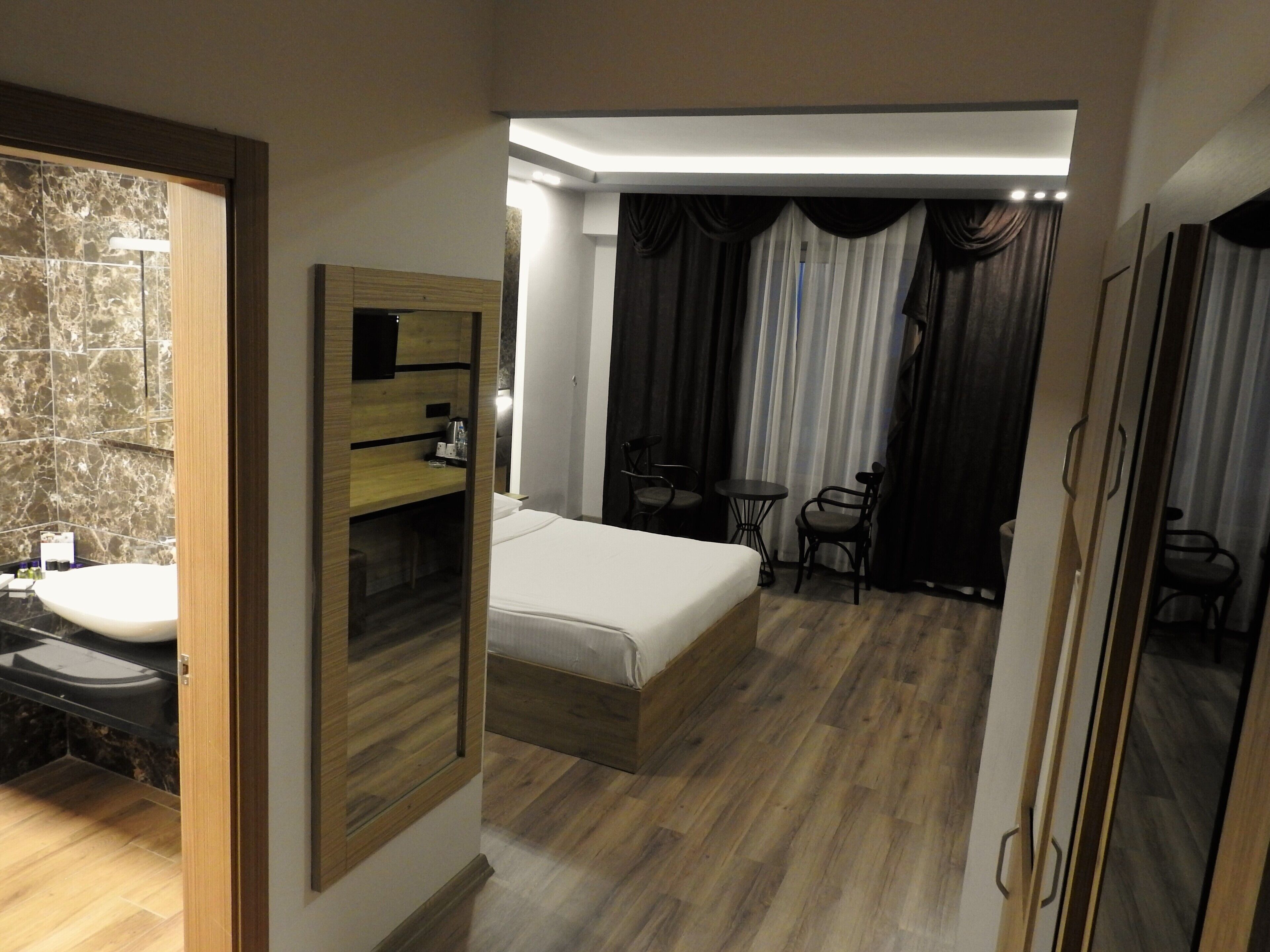 Inn Town Hotel