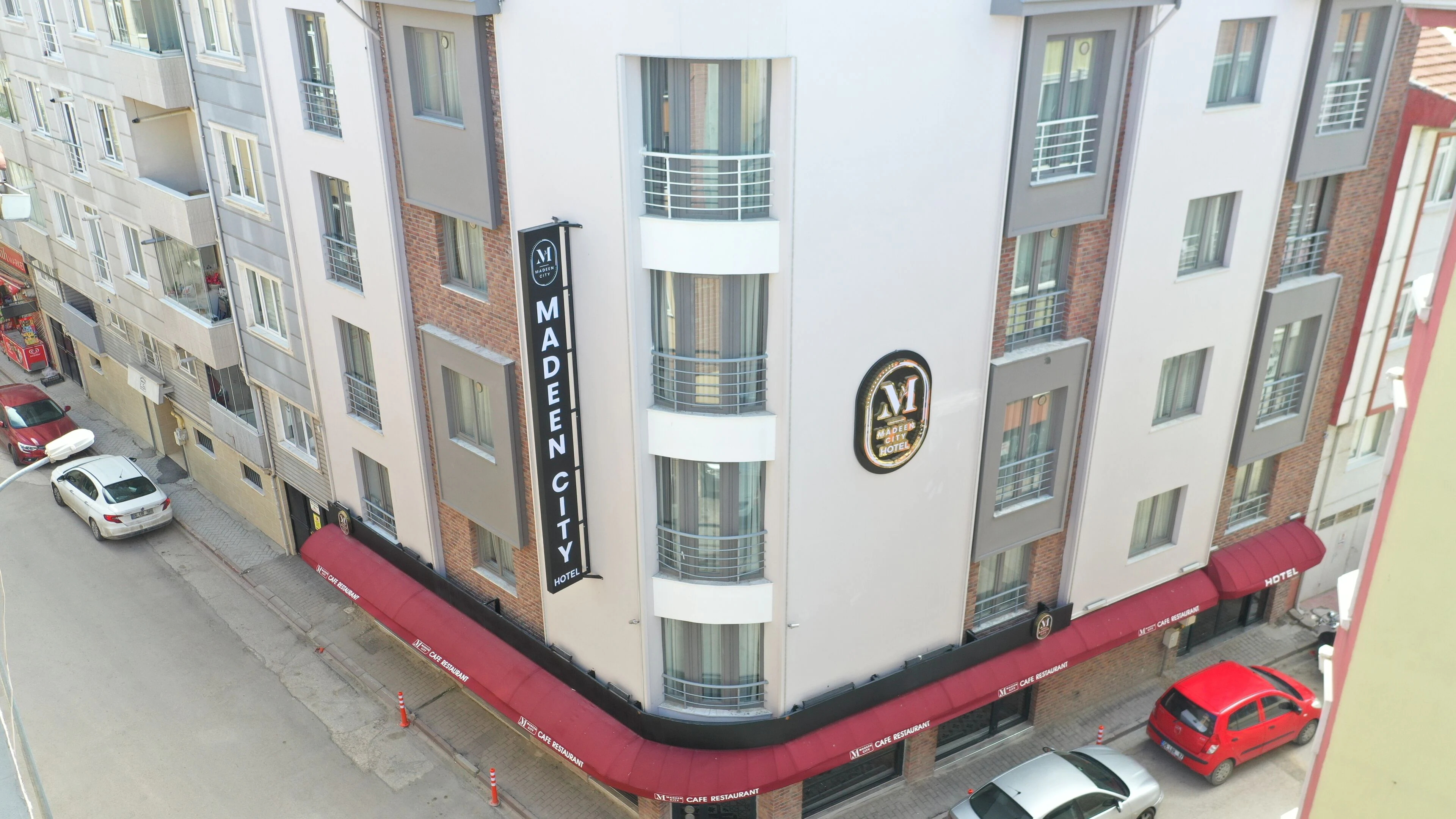 Madeen City Hotel