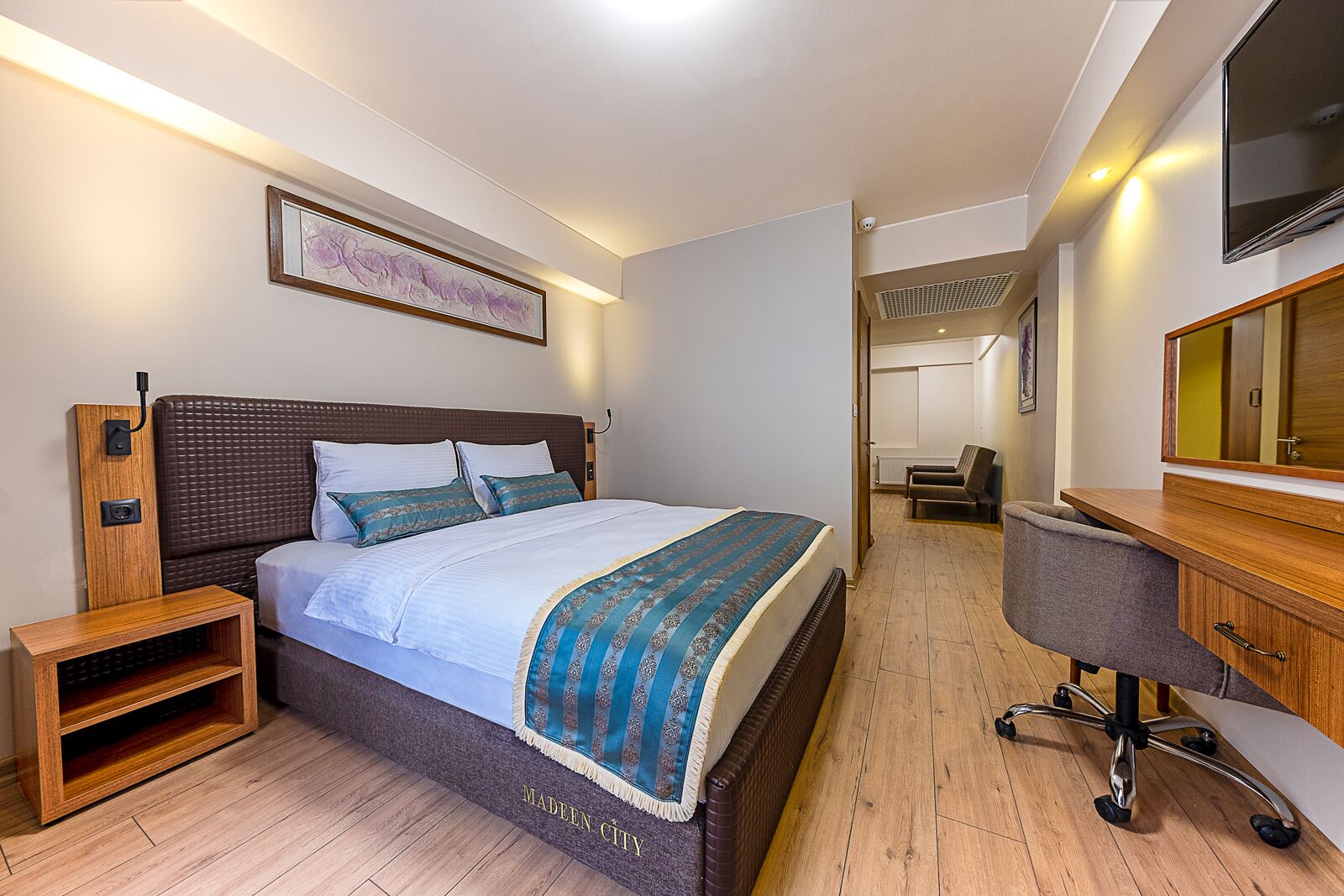 Madeen City Hotel
