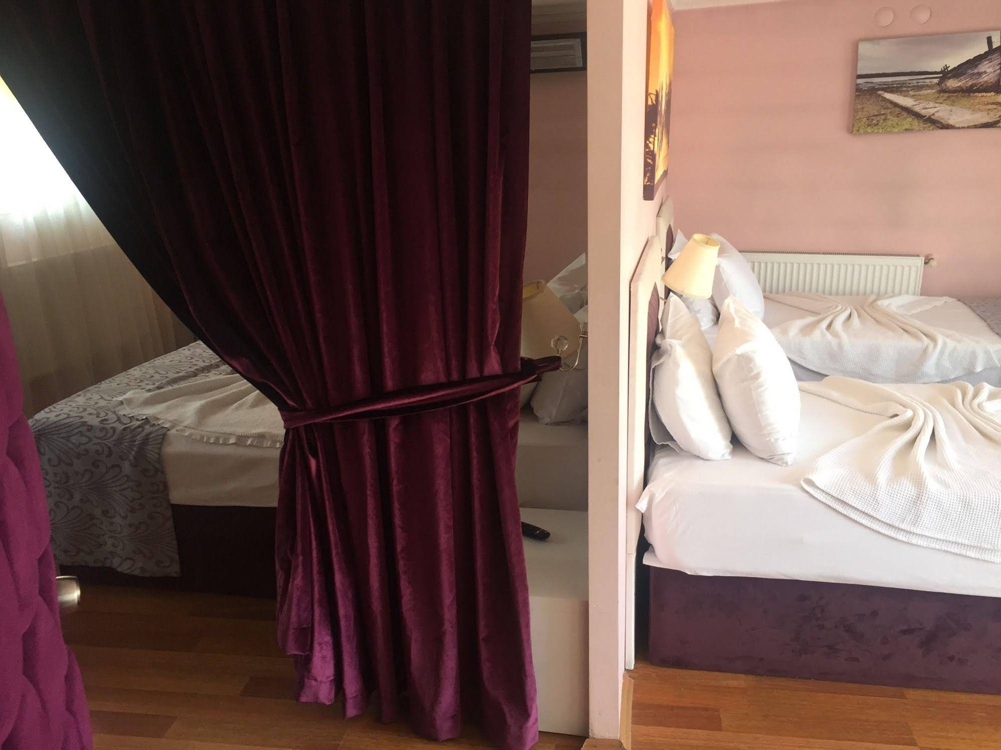 SRF Hotel
