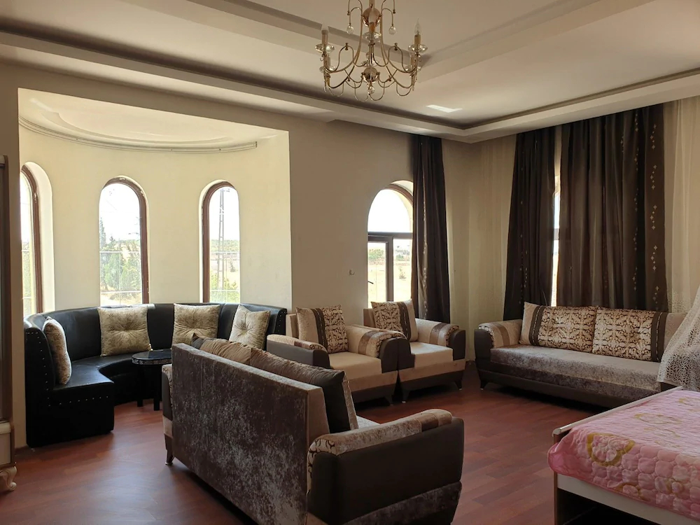 Ipek Yolu Ciftlik Evi