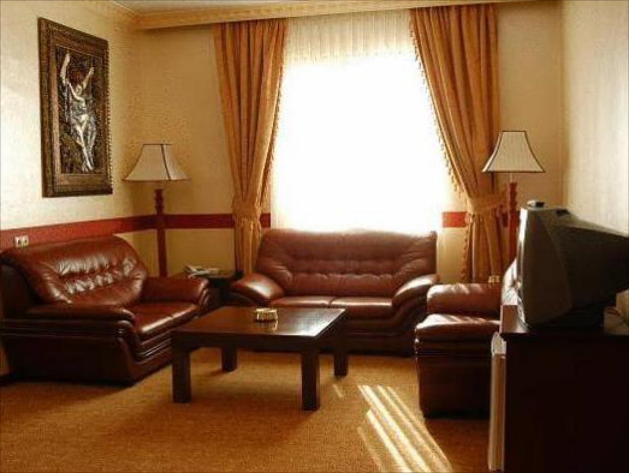 Met Gold Hotel