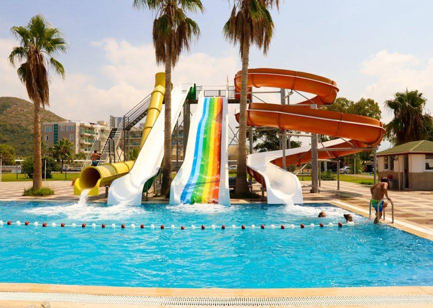 Grand Akca Hotel