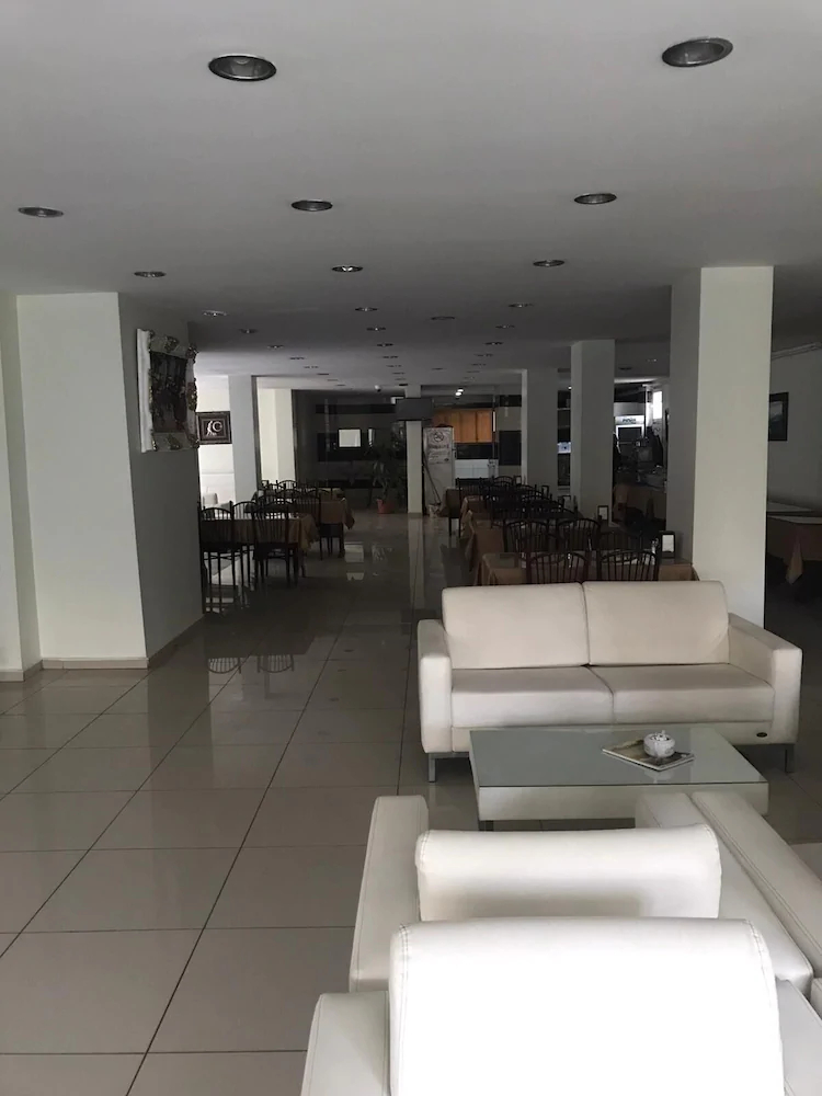 Hotel Azer