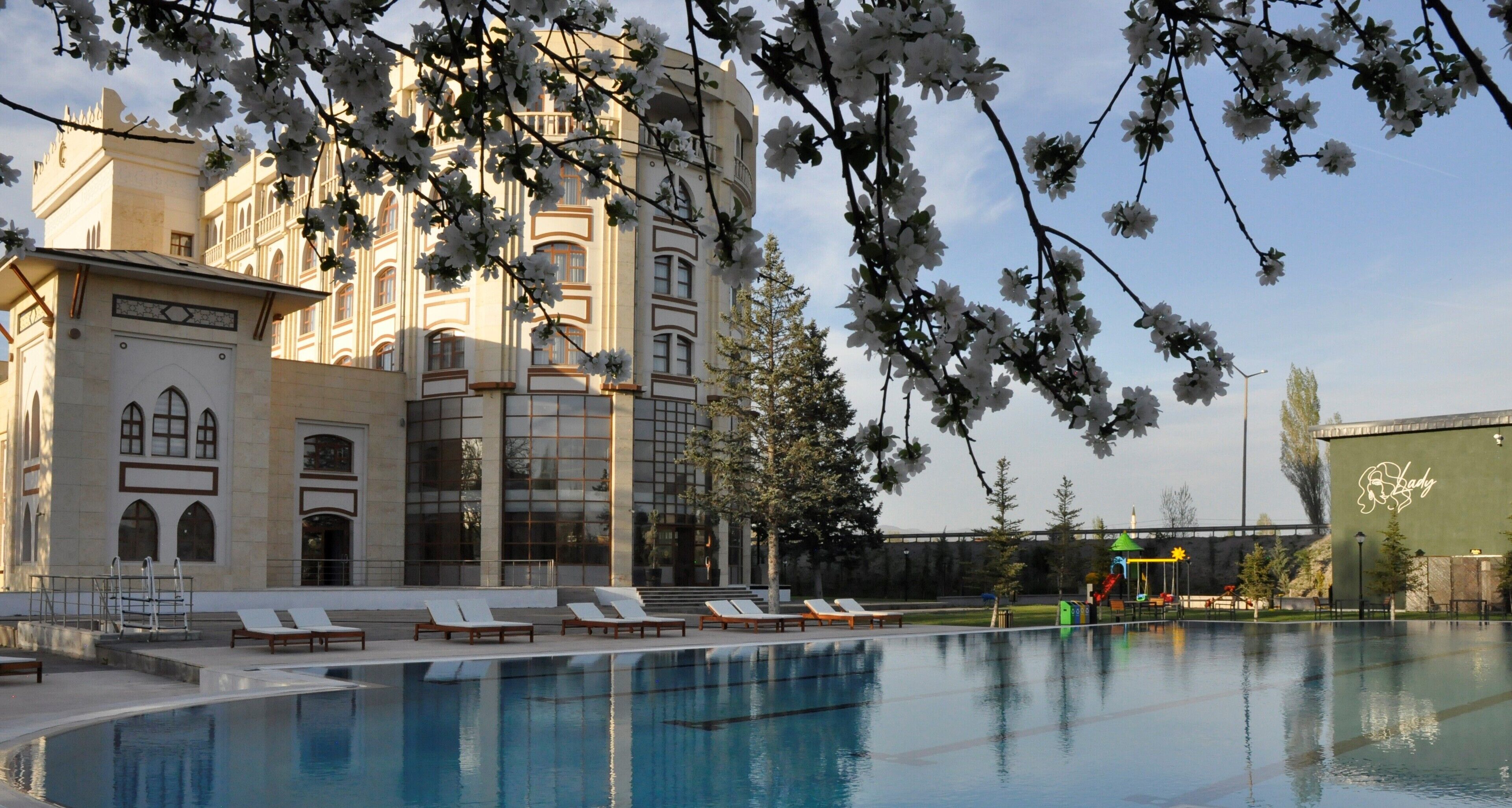 Connect Thermal Hotel