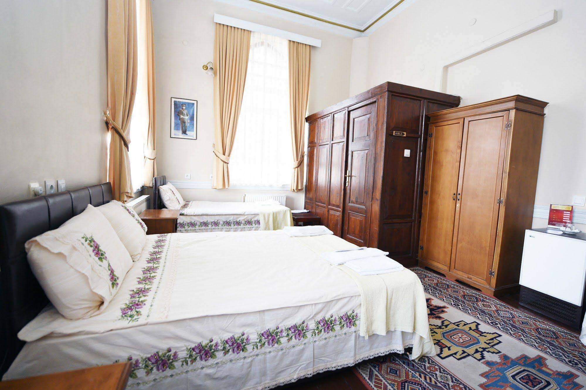 Osmanli Saray Oteli