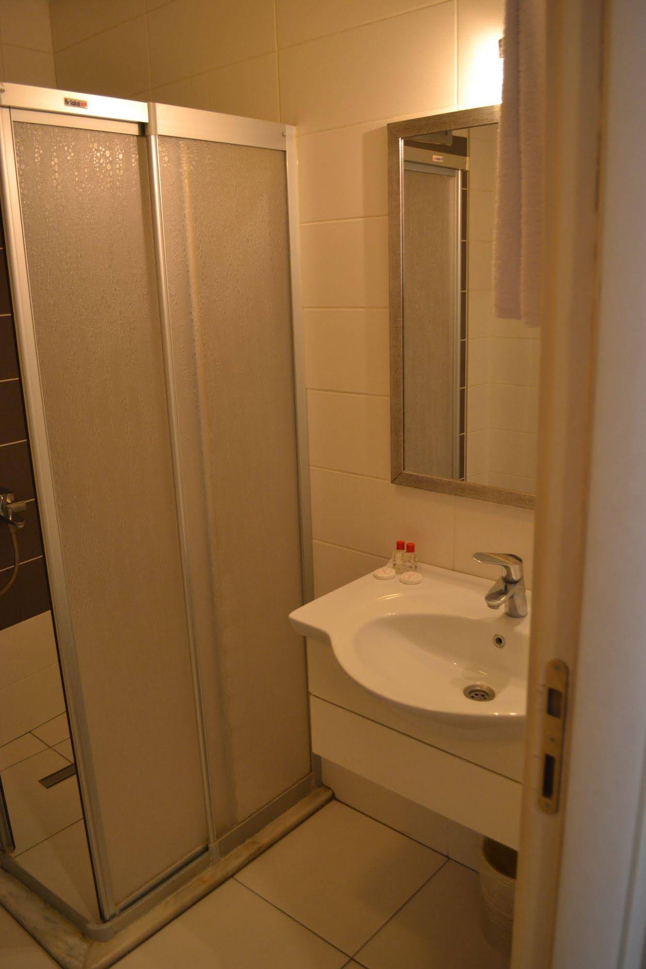 Baykara Hotel