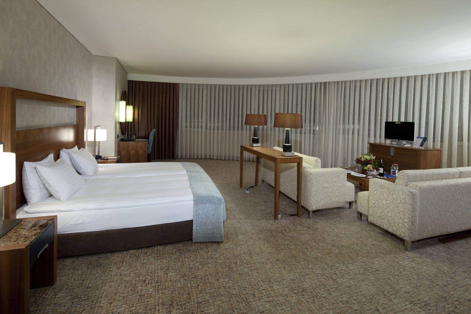 Dedeman Konya Hotel & Convention Center