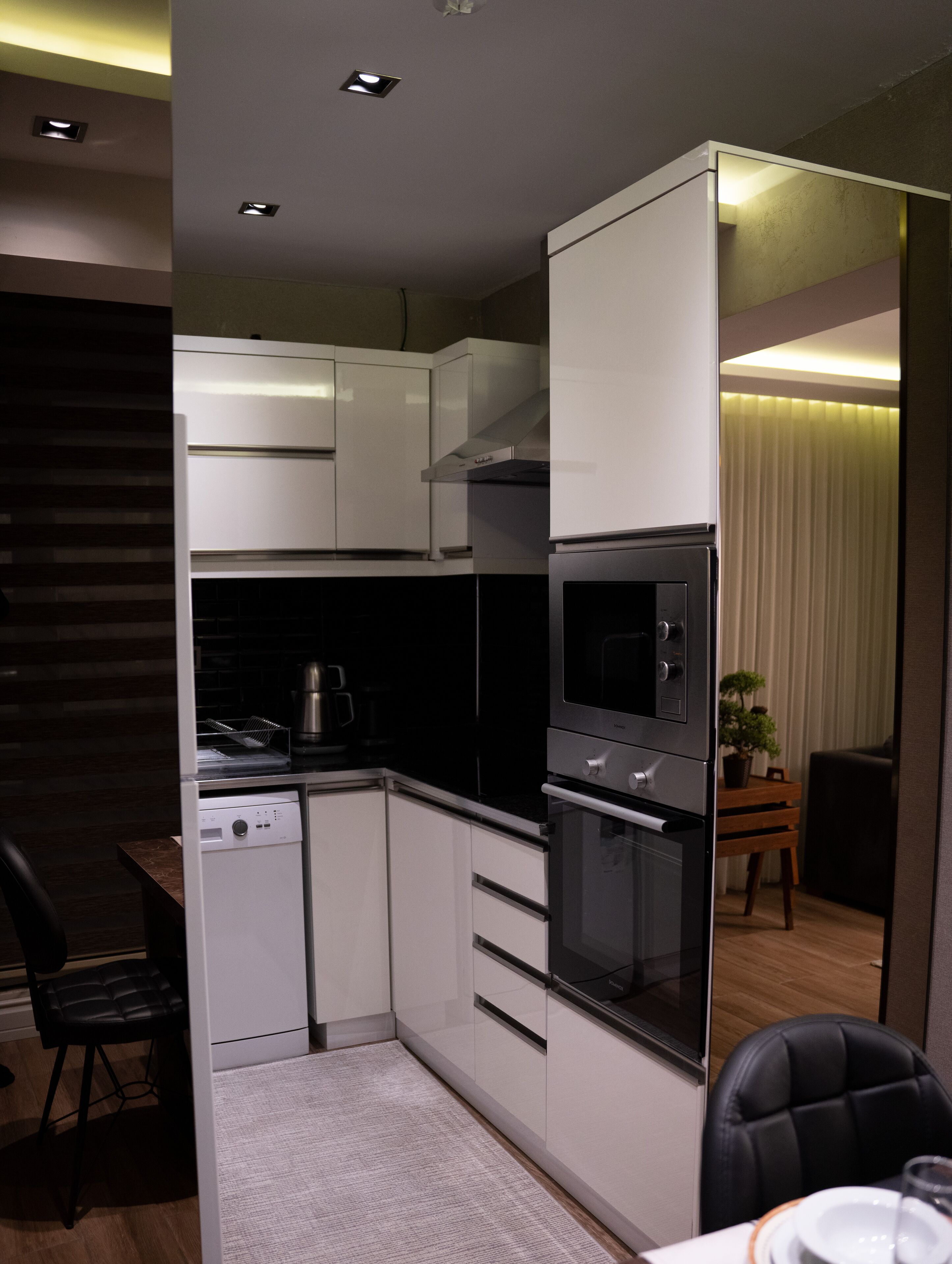 Mg Hill Residence