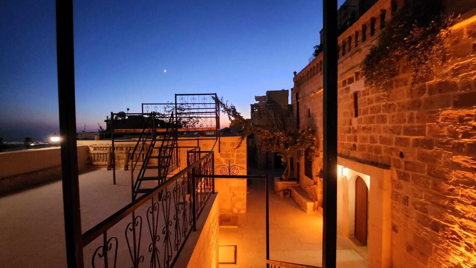 Ana Talia House