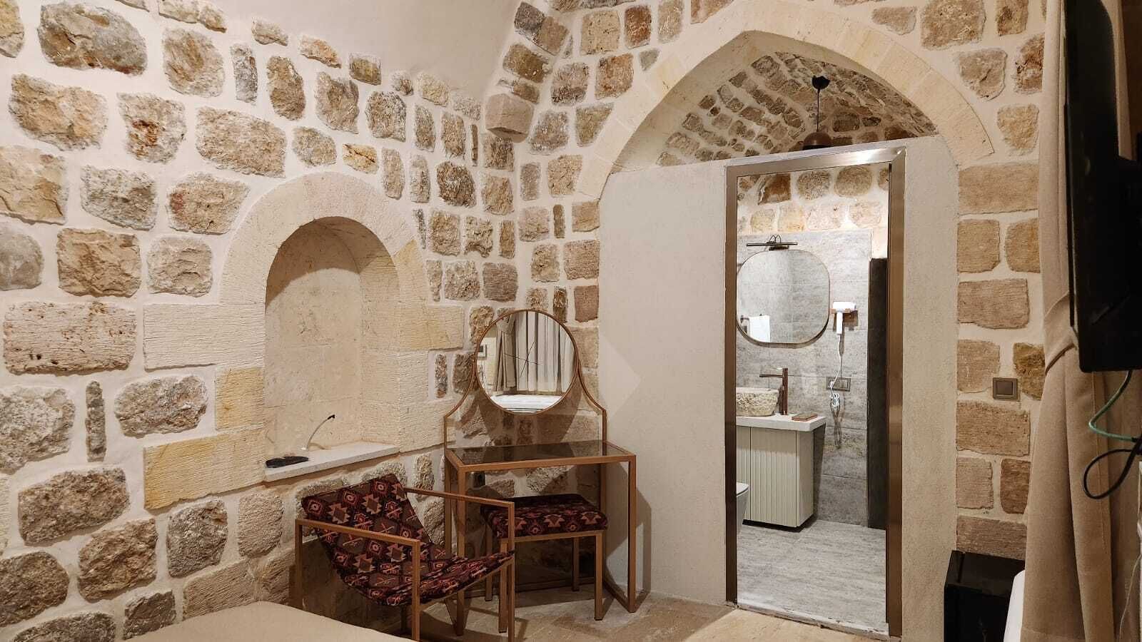 Ana Talia House