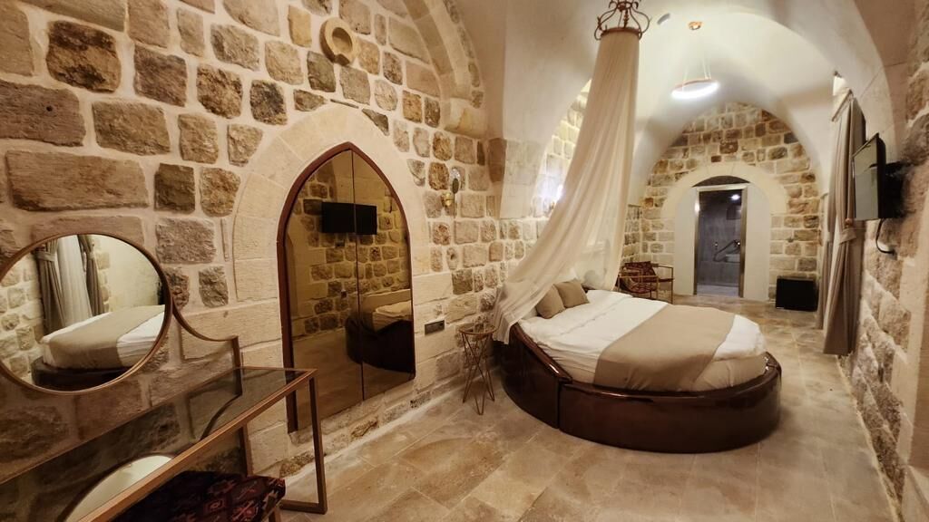 Ana Talia House