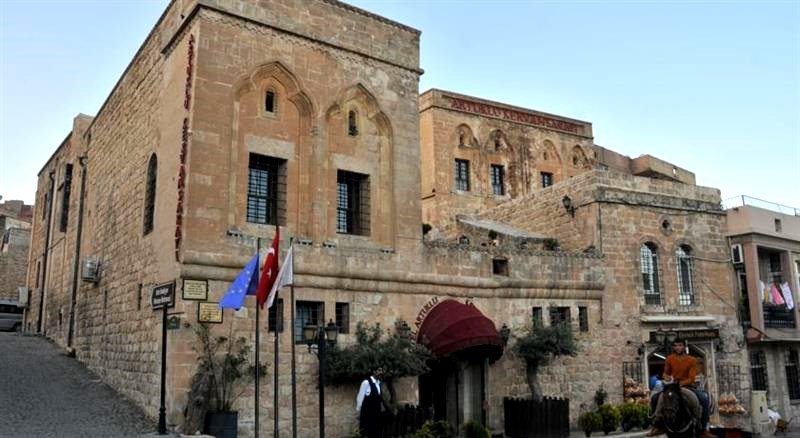 Artuklu Kervansarayi