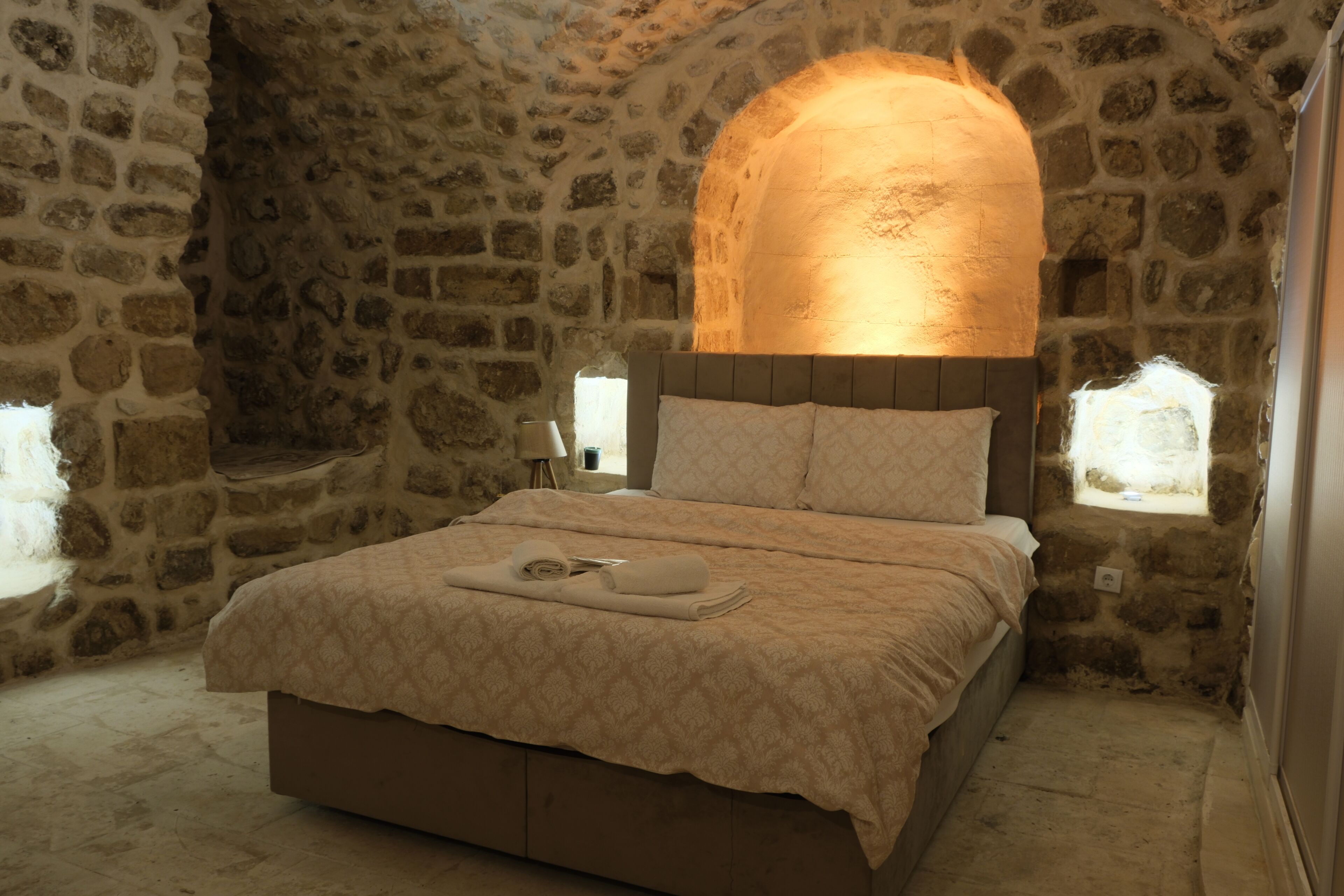 Ims Carsi Otel