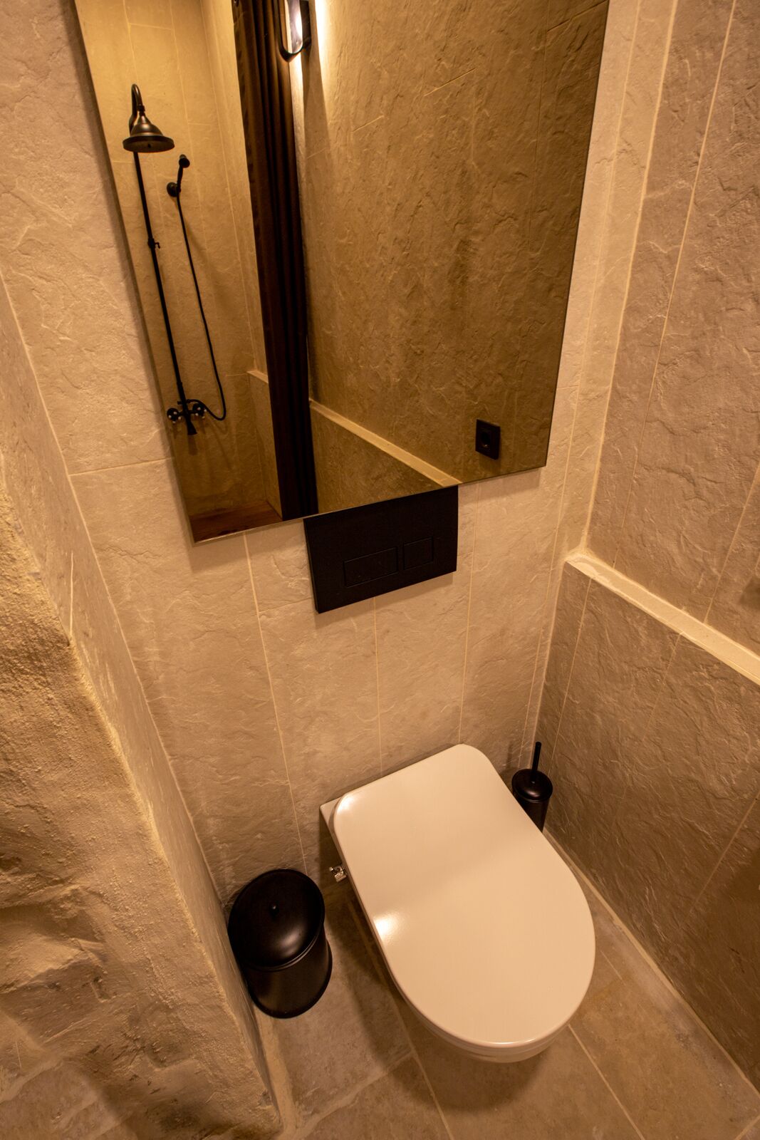 Mirsoum Hotel