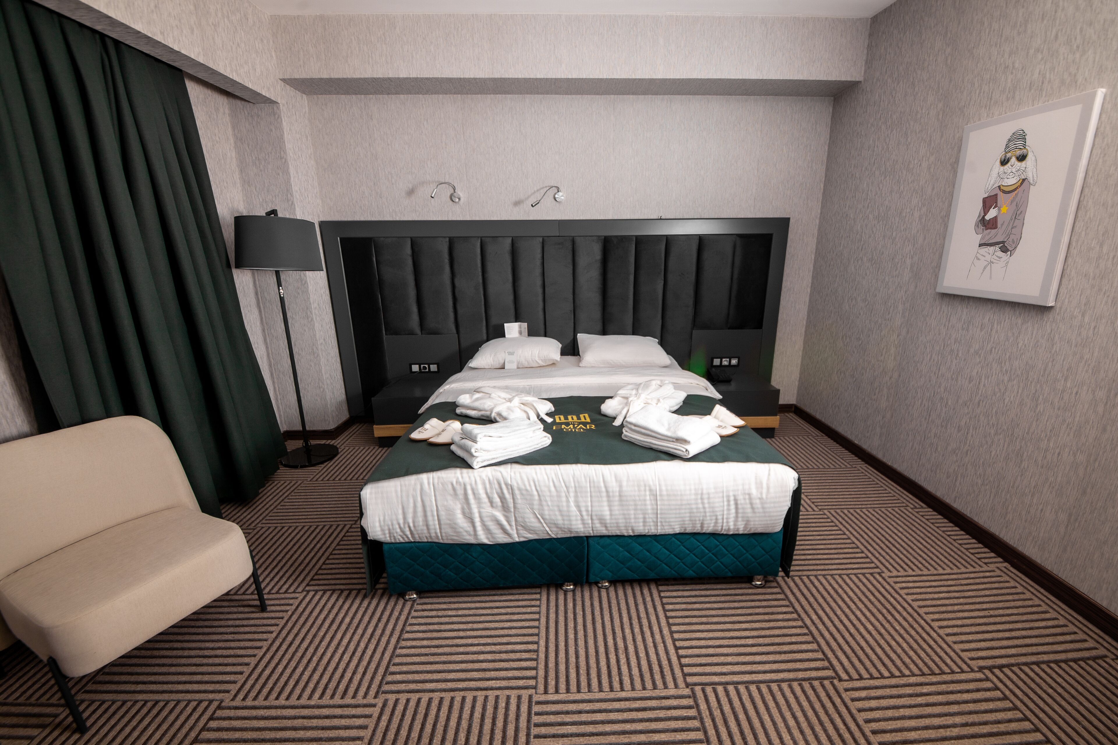 Qayser Hotel Deluxe