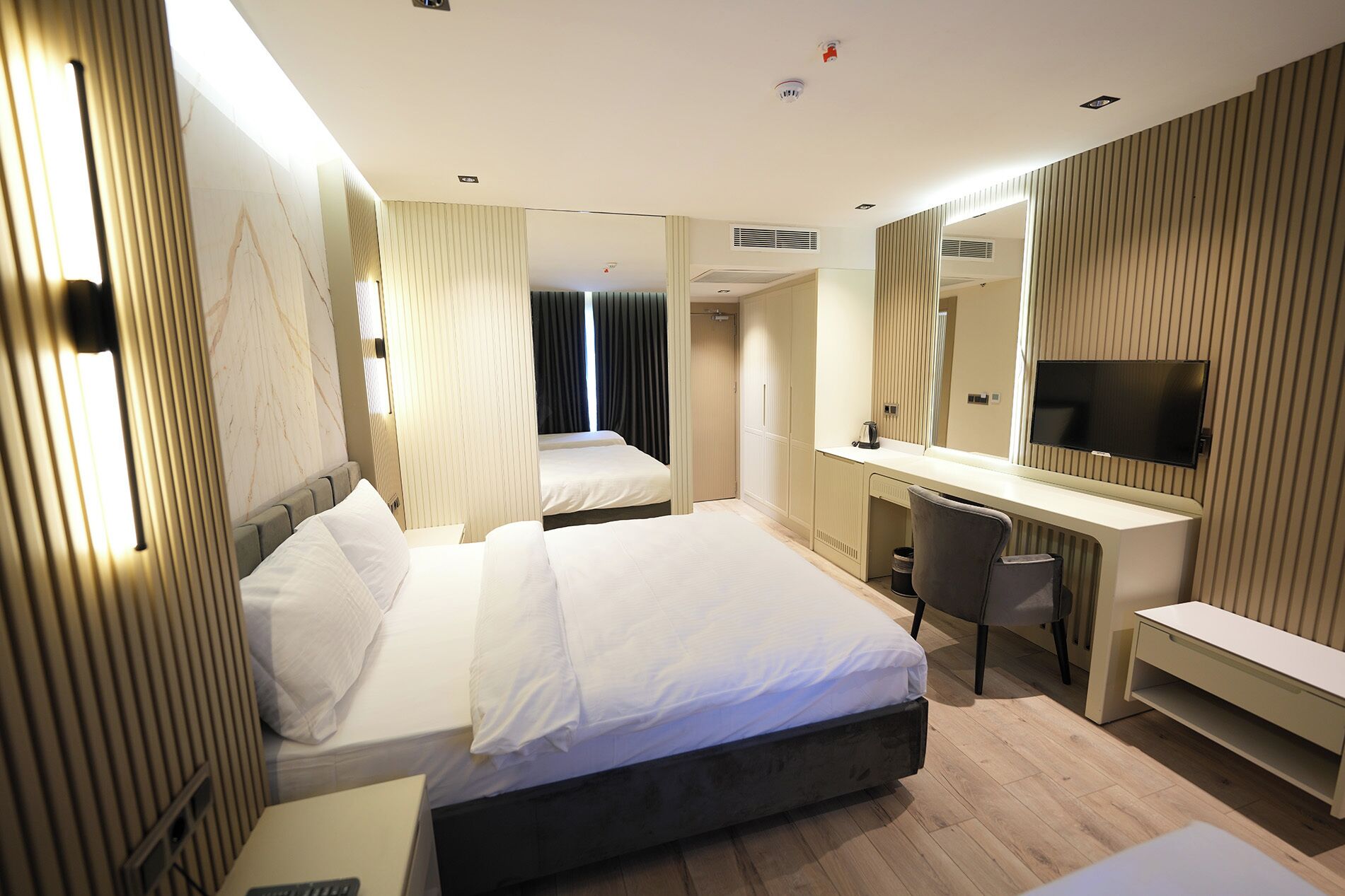 Assyria Hotel