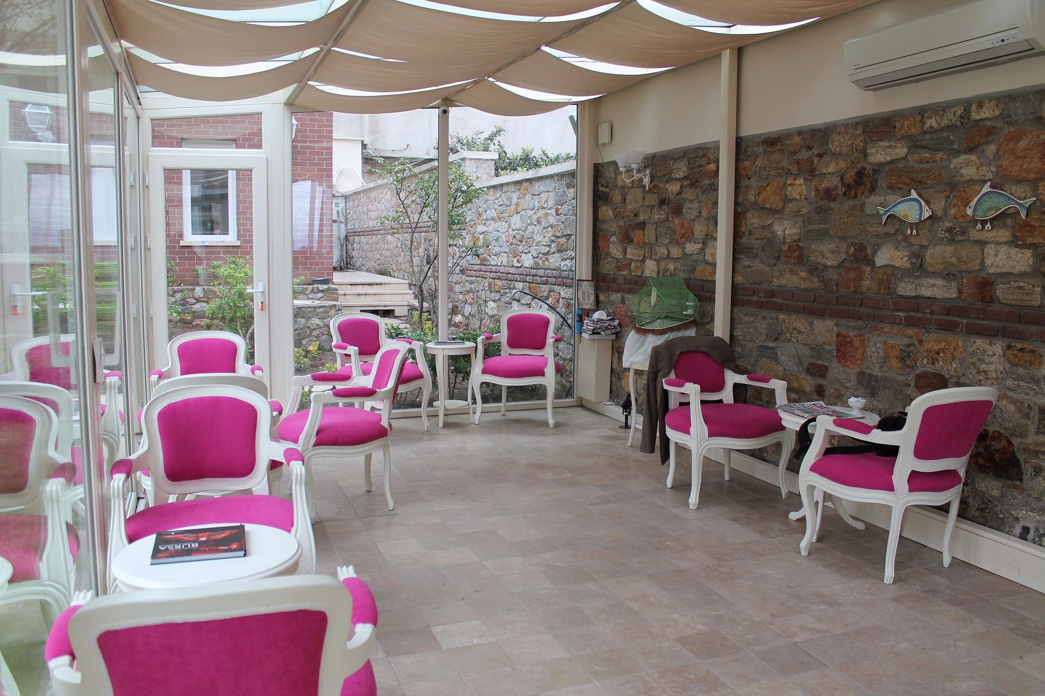 Green House Hotel
