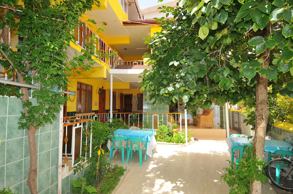 Kervansaray Hotel & Pension