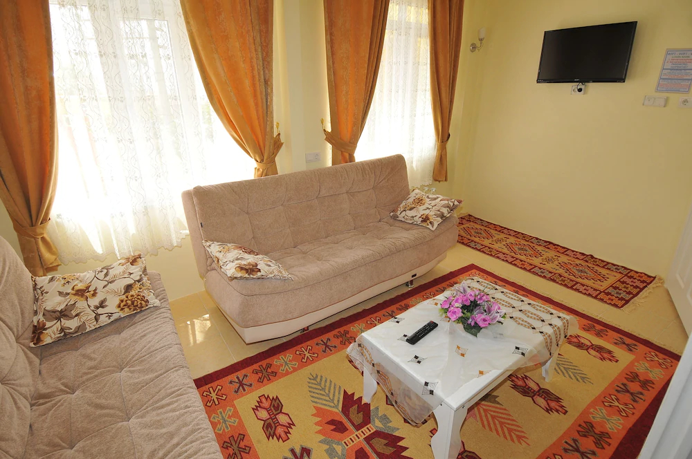 Kervansaray Hotel & Pension