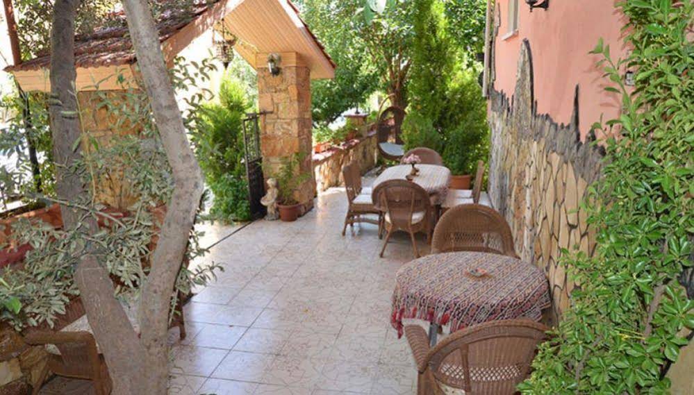 Sinter Terasse House Hotel