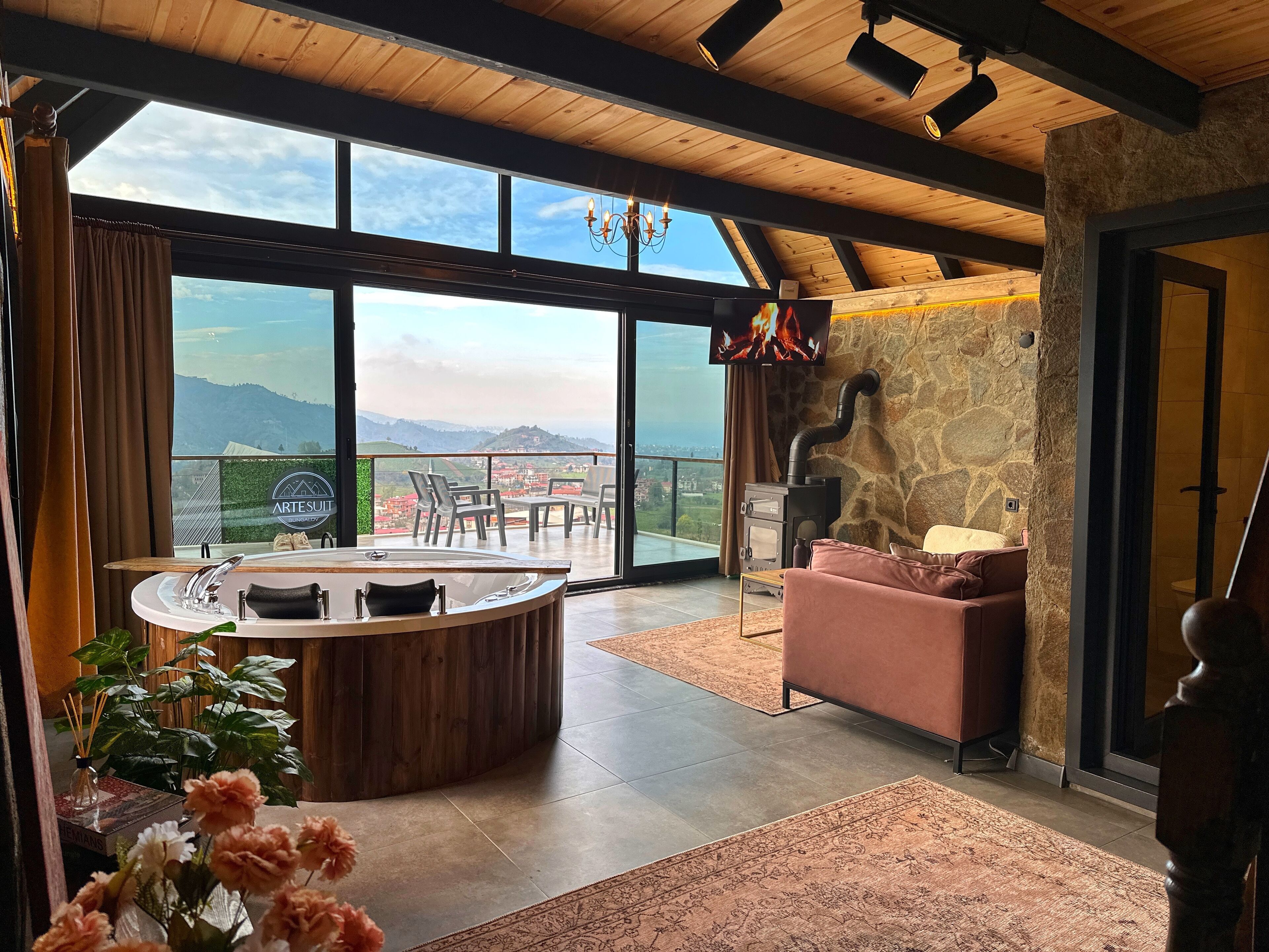 Arte suit bungalov