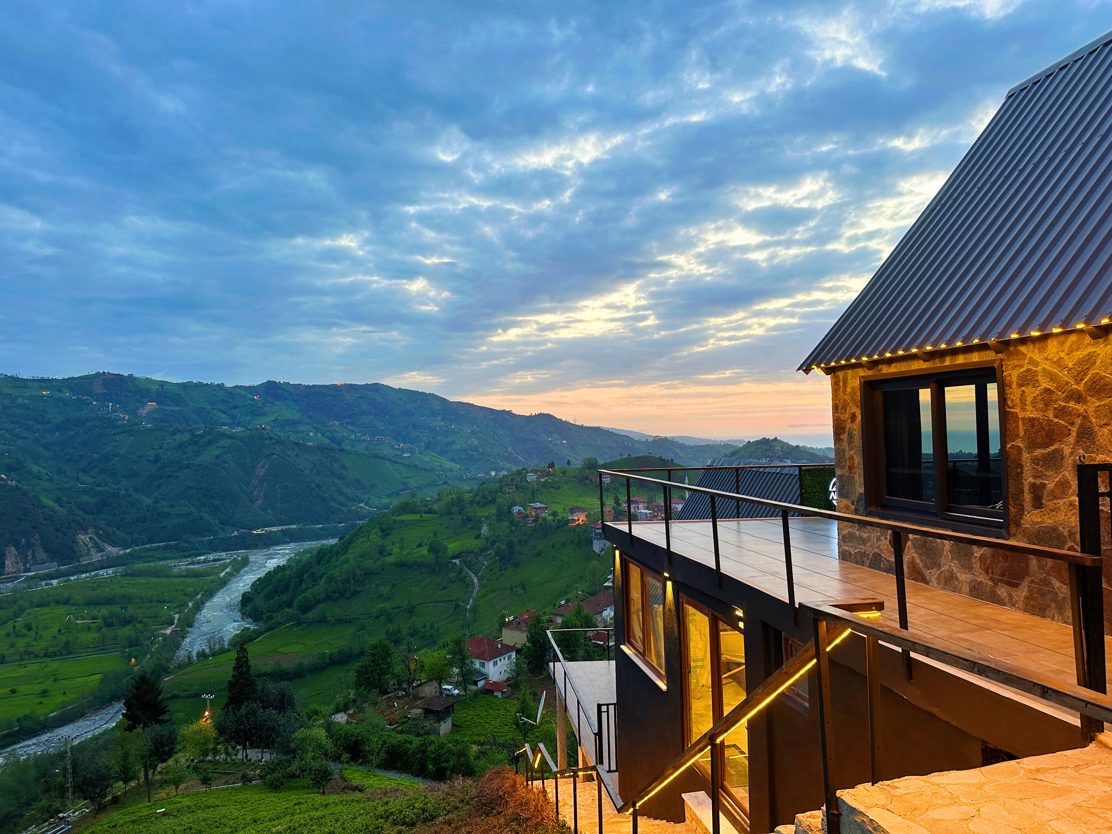Arte suit bungalov