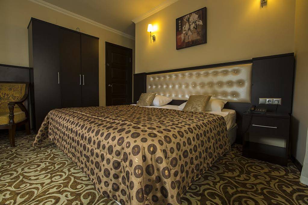 Keles Hotel