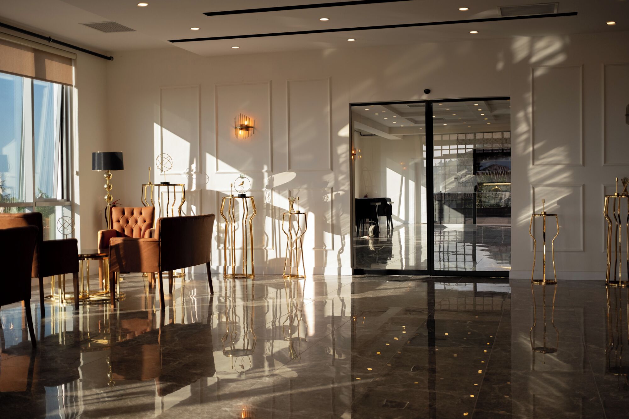 Newarise Hotel