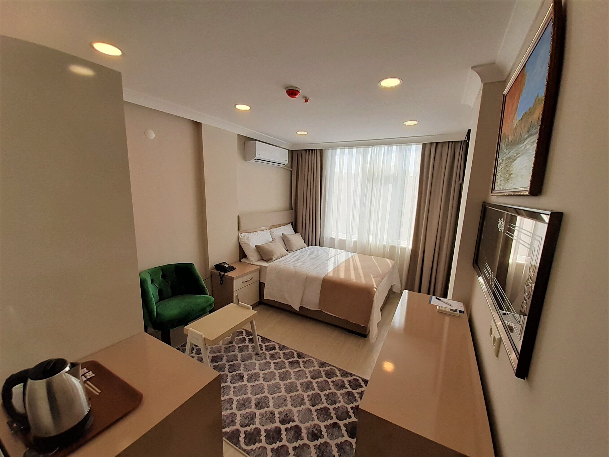 Simal Hotel