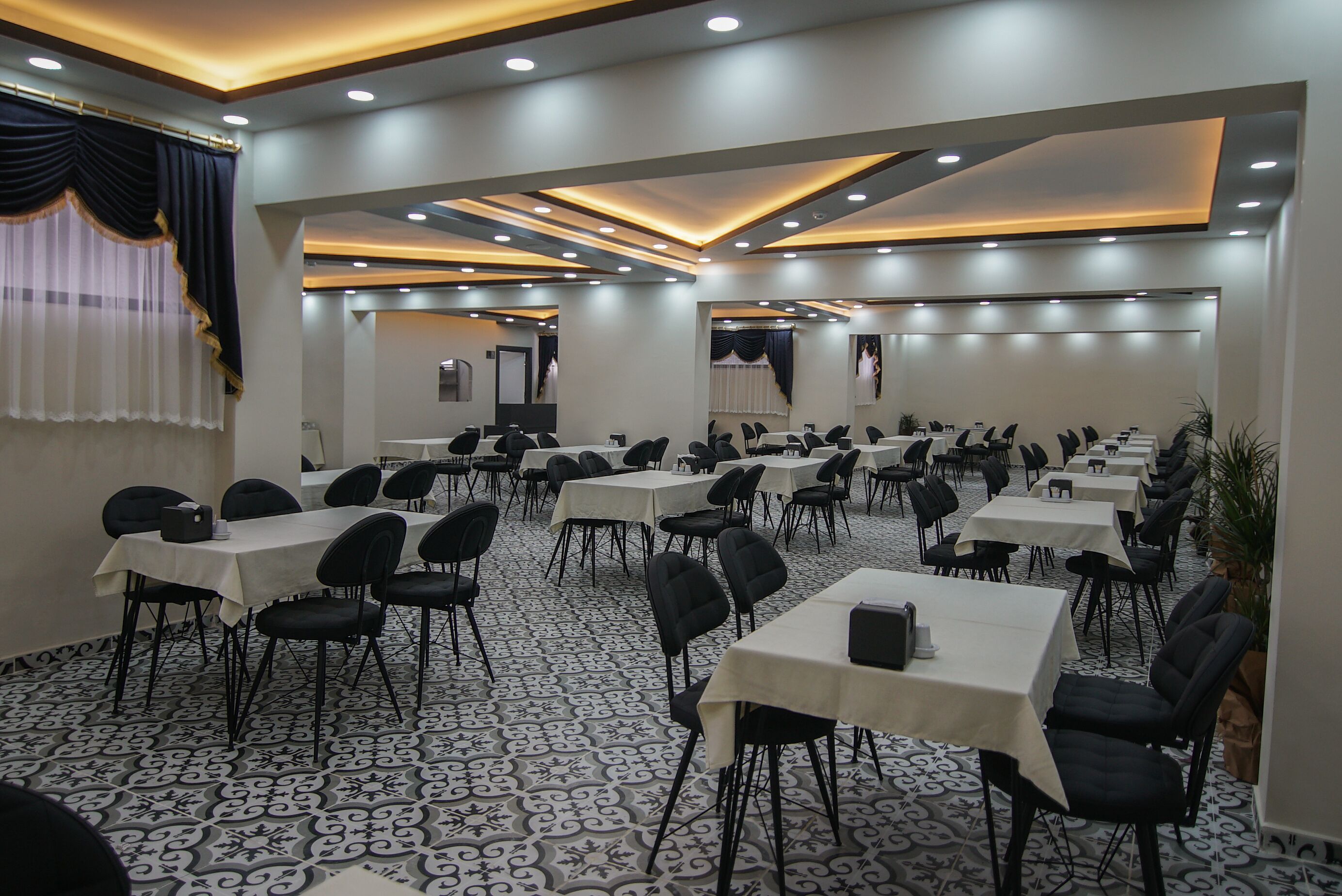 Aswana Suit Hotel