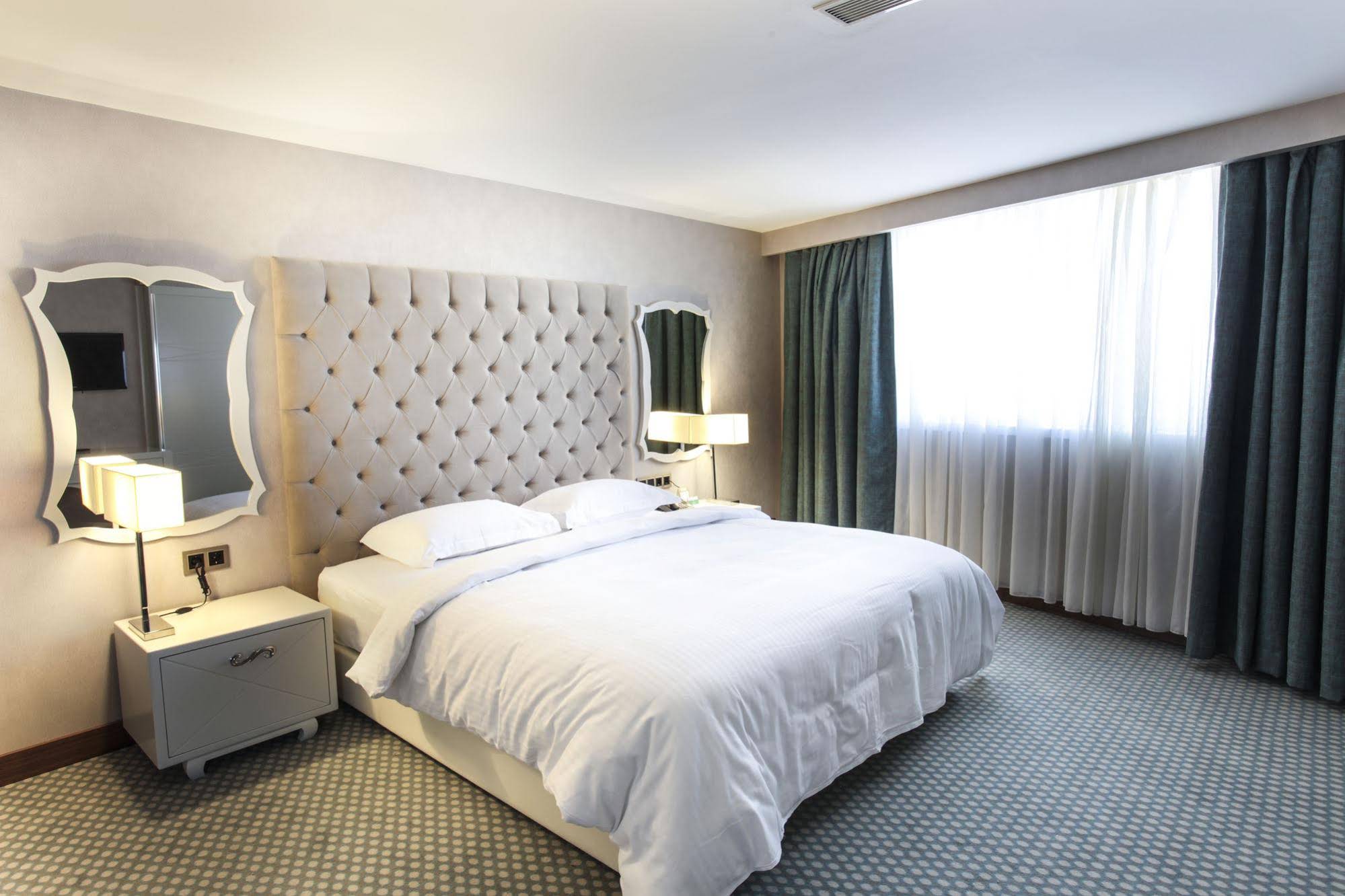Nevali Hotel