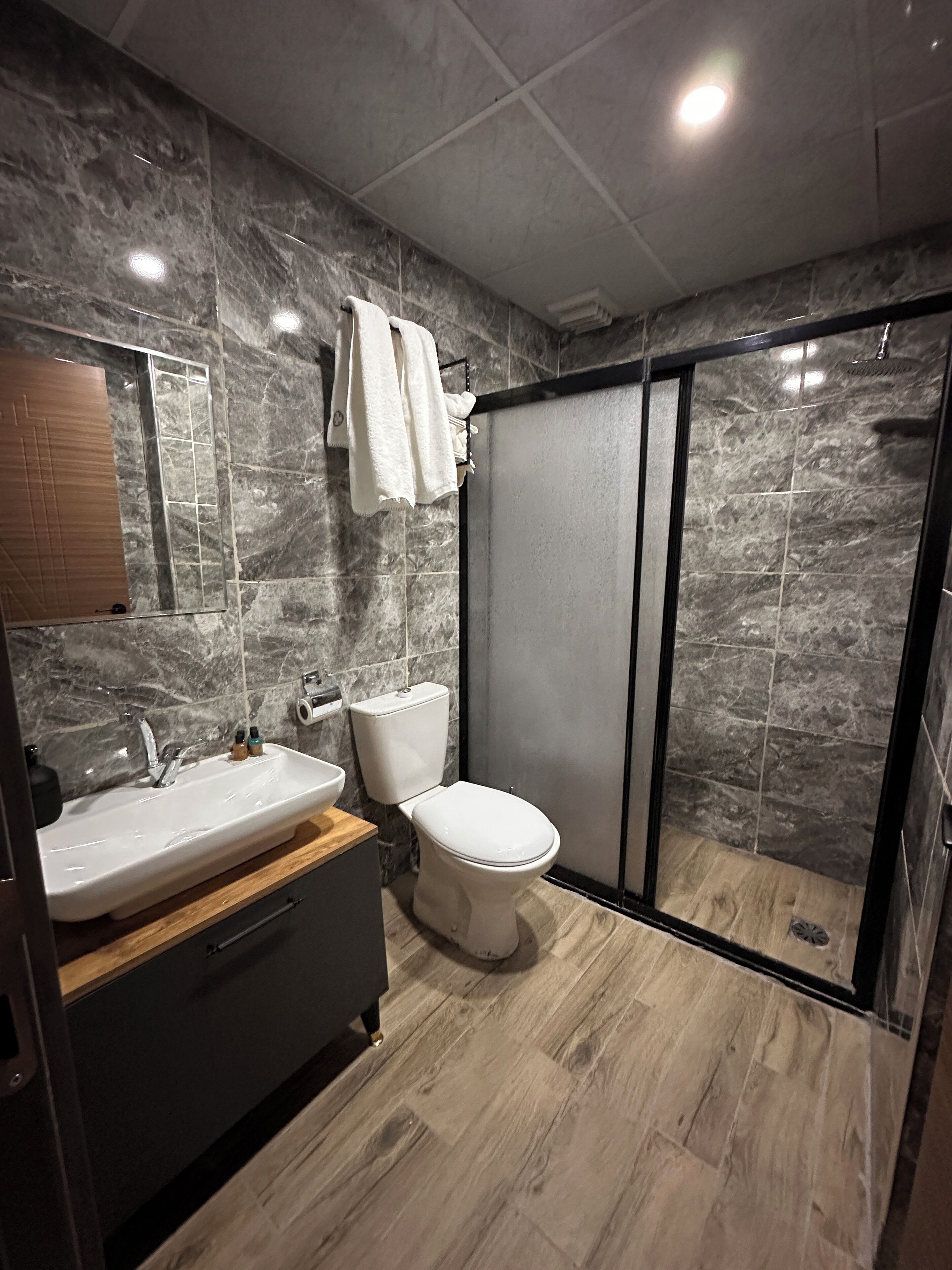 Ramin Hotel