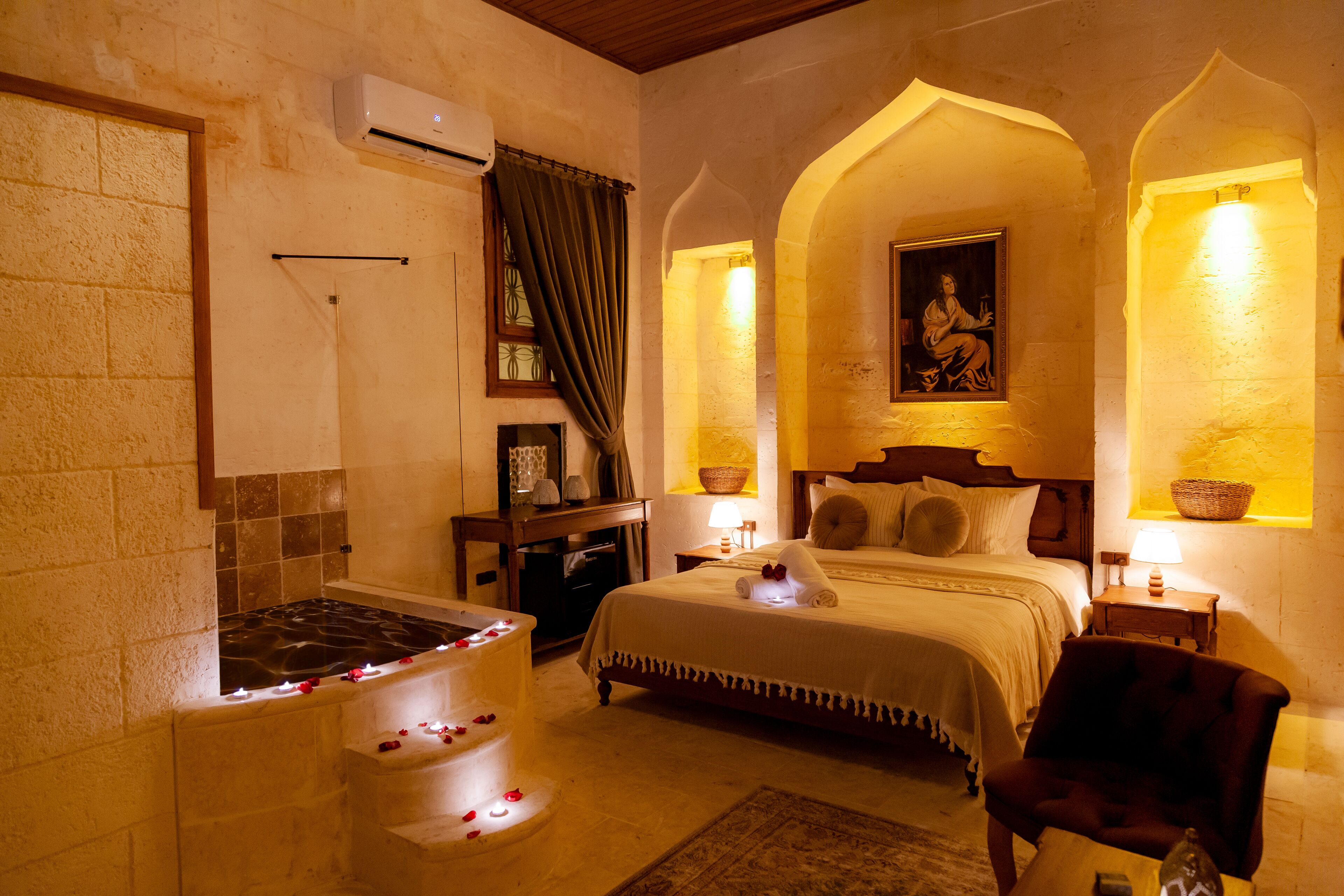 Reji Boutique Hotel