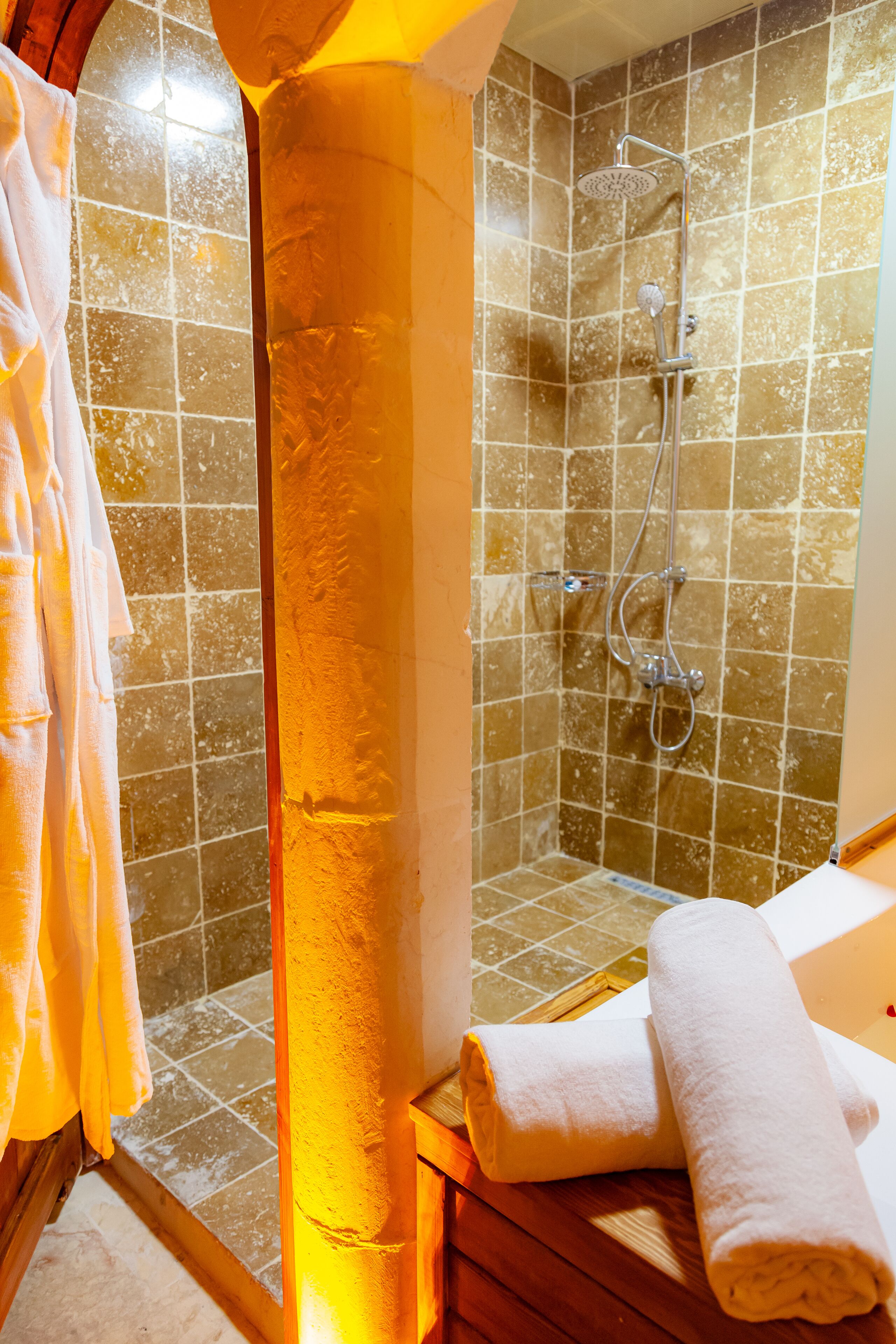 Reji Boutique Hotel