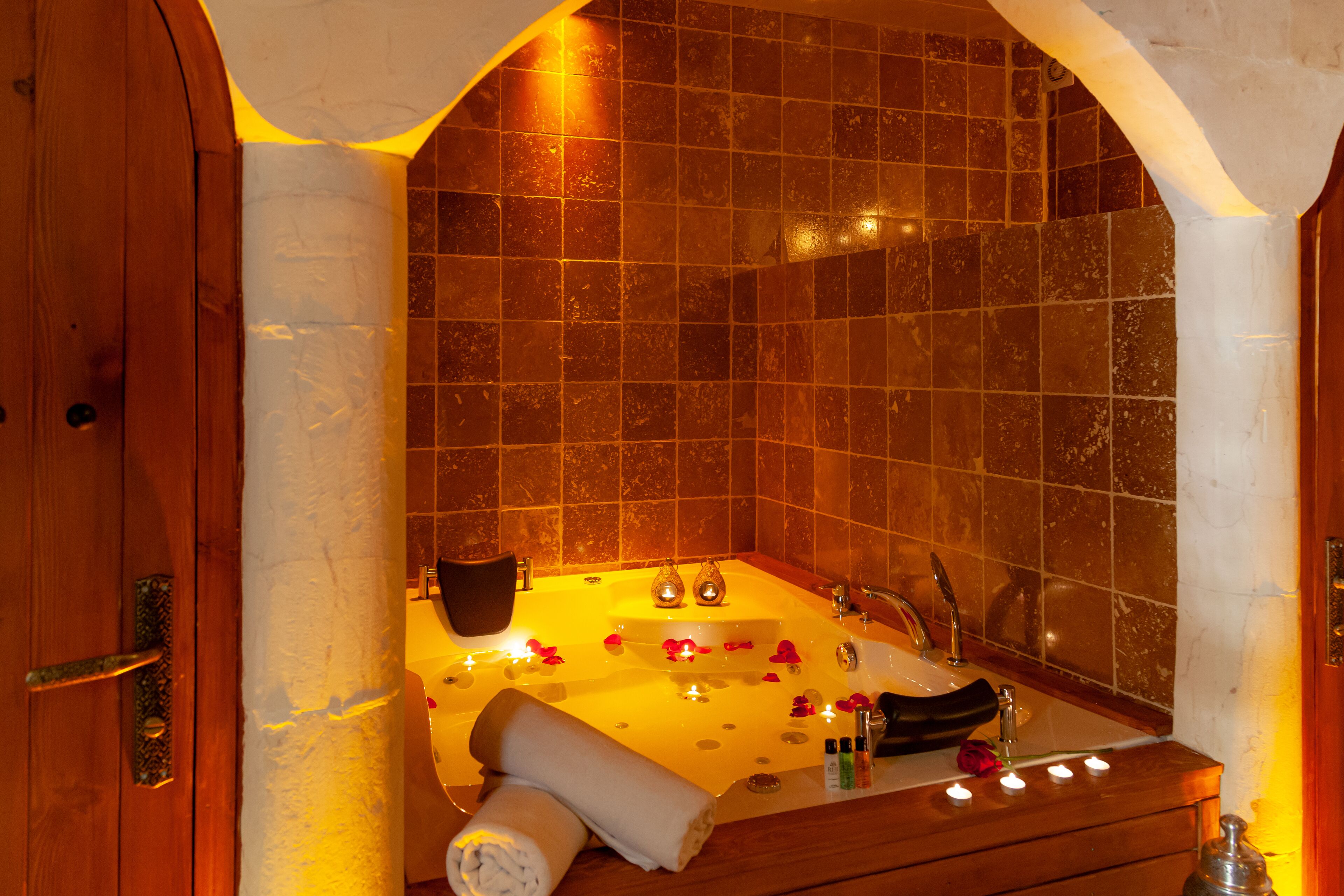Reji Boutique Hotel