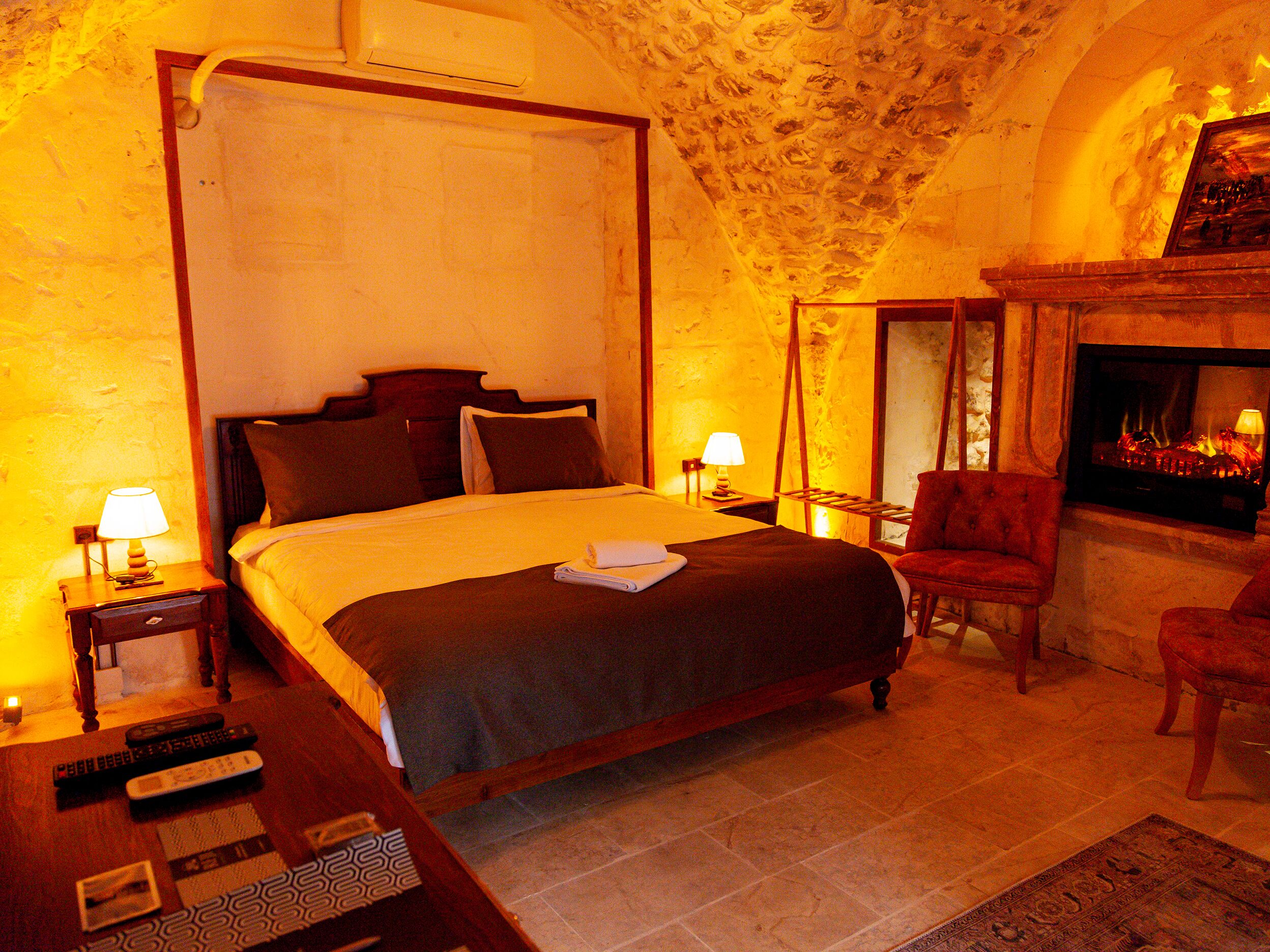 Reji Boutique Hotel