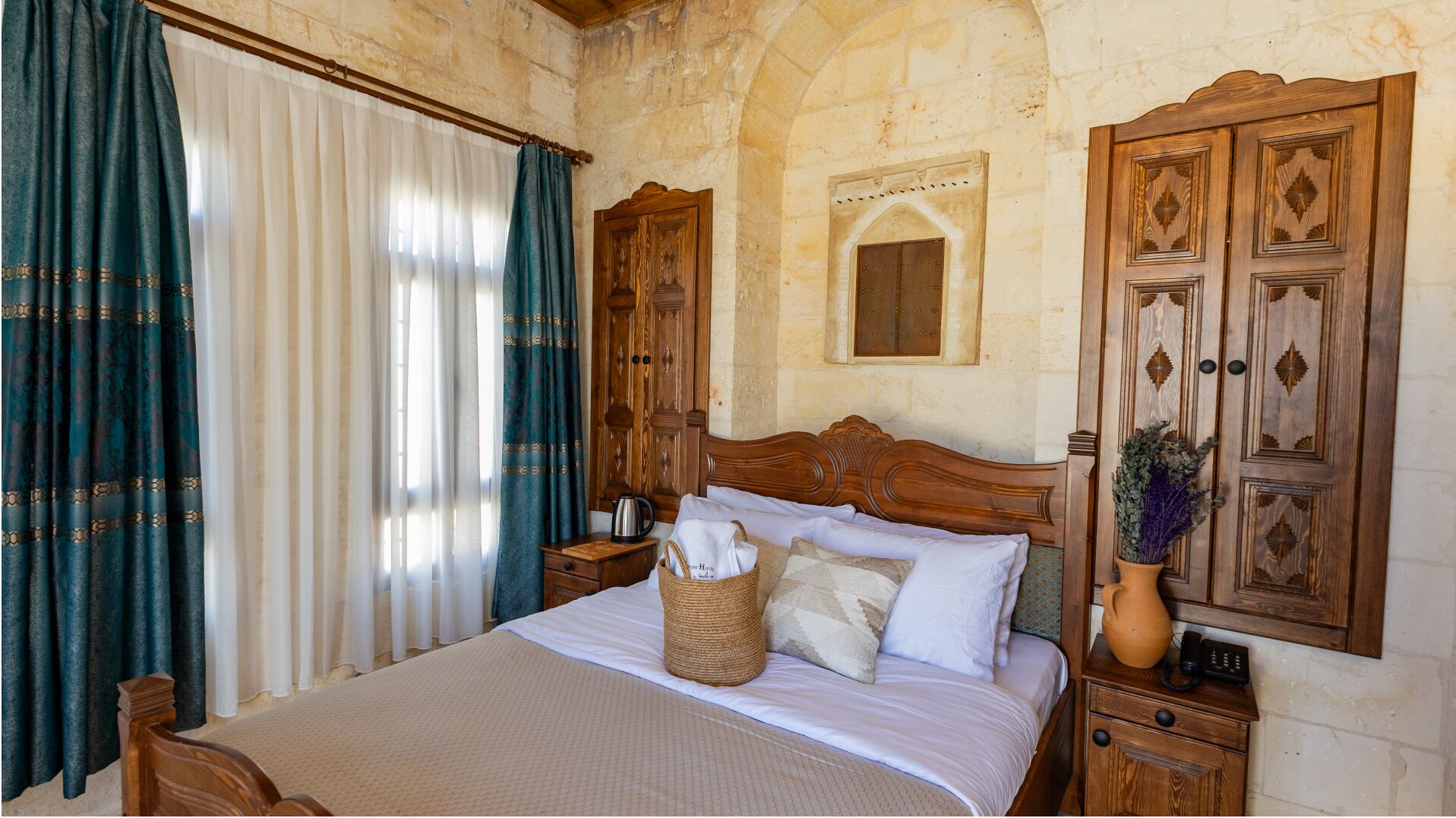 Stone House by Cevahir