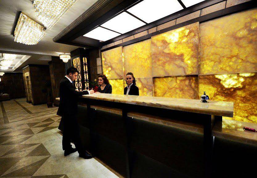 White Park Hotel