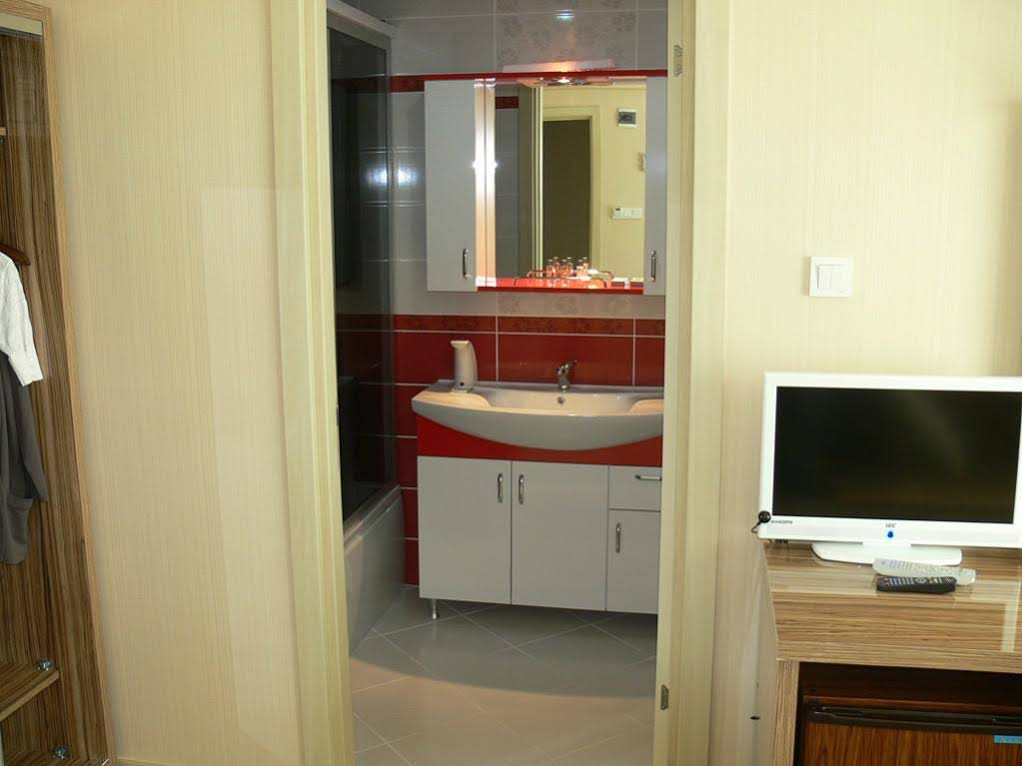 Yildirim Hotel