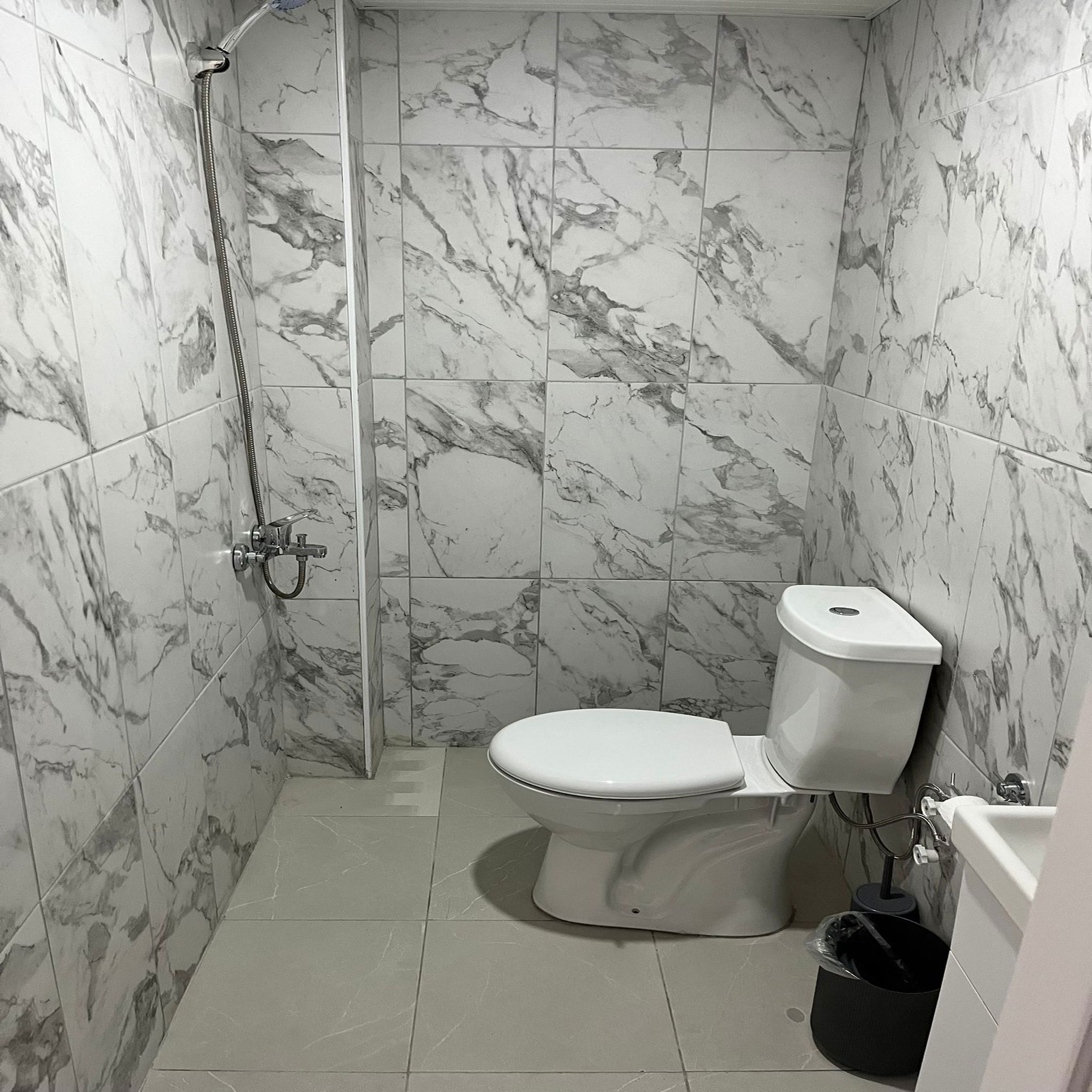 Grand White Suit Otel